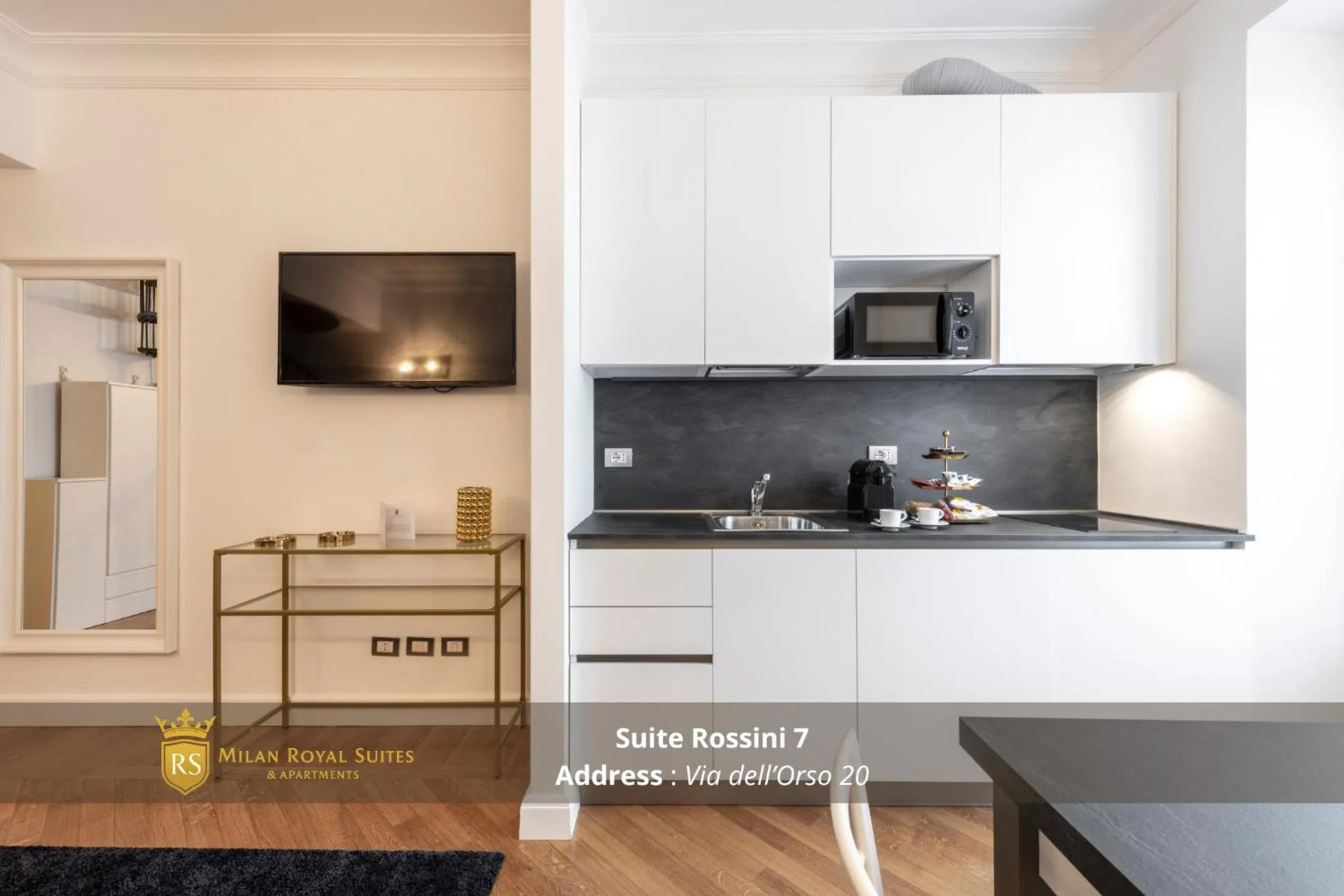 Kitchen or kitchenette in Milan Royal Suites - Centro