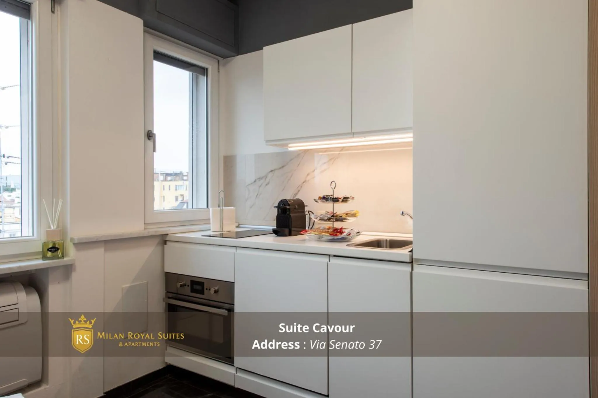 Kitchen or kitchenette in Milan Royal Suites - Centro