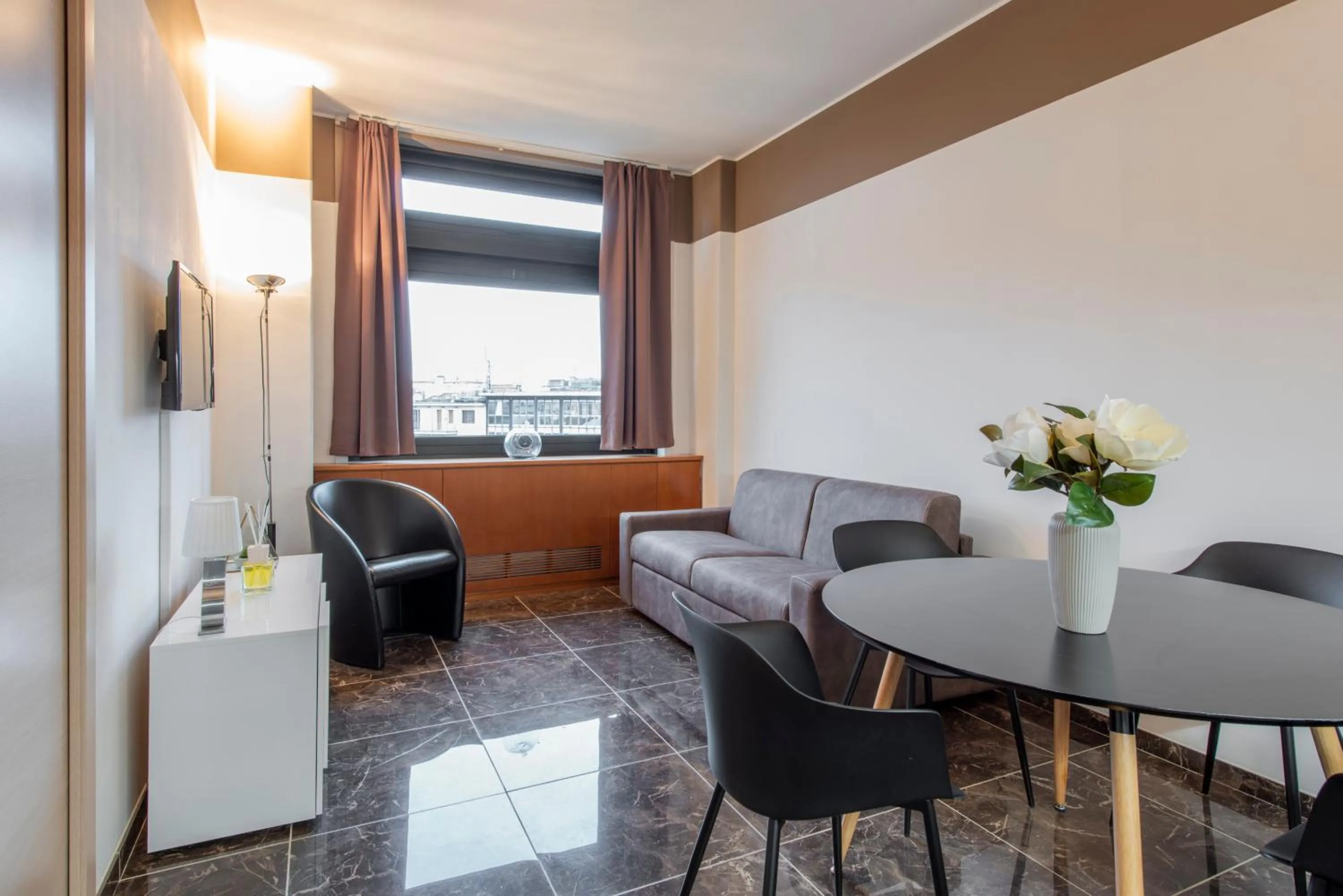 Living room in Milan Royal Suites - Centro