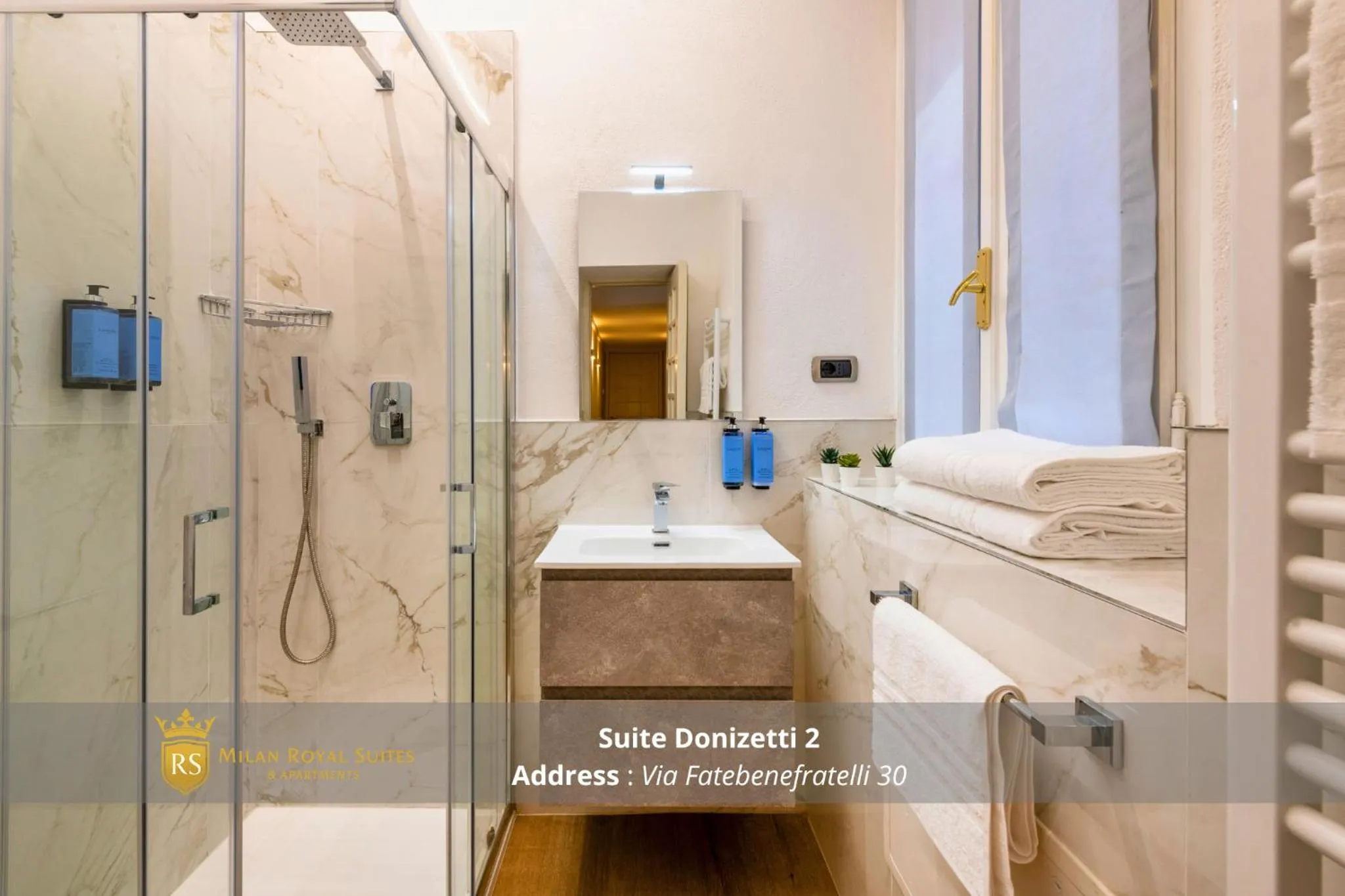 Bathroom in Milan Royal Suites - Centro