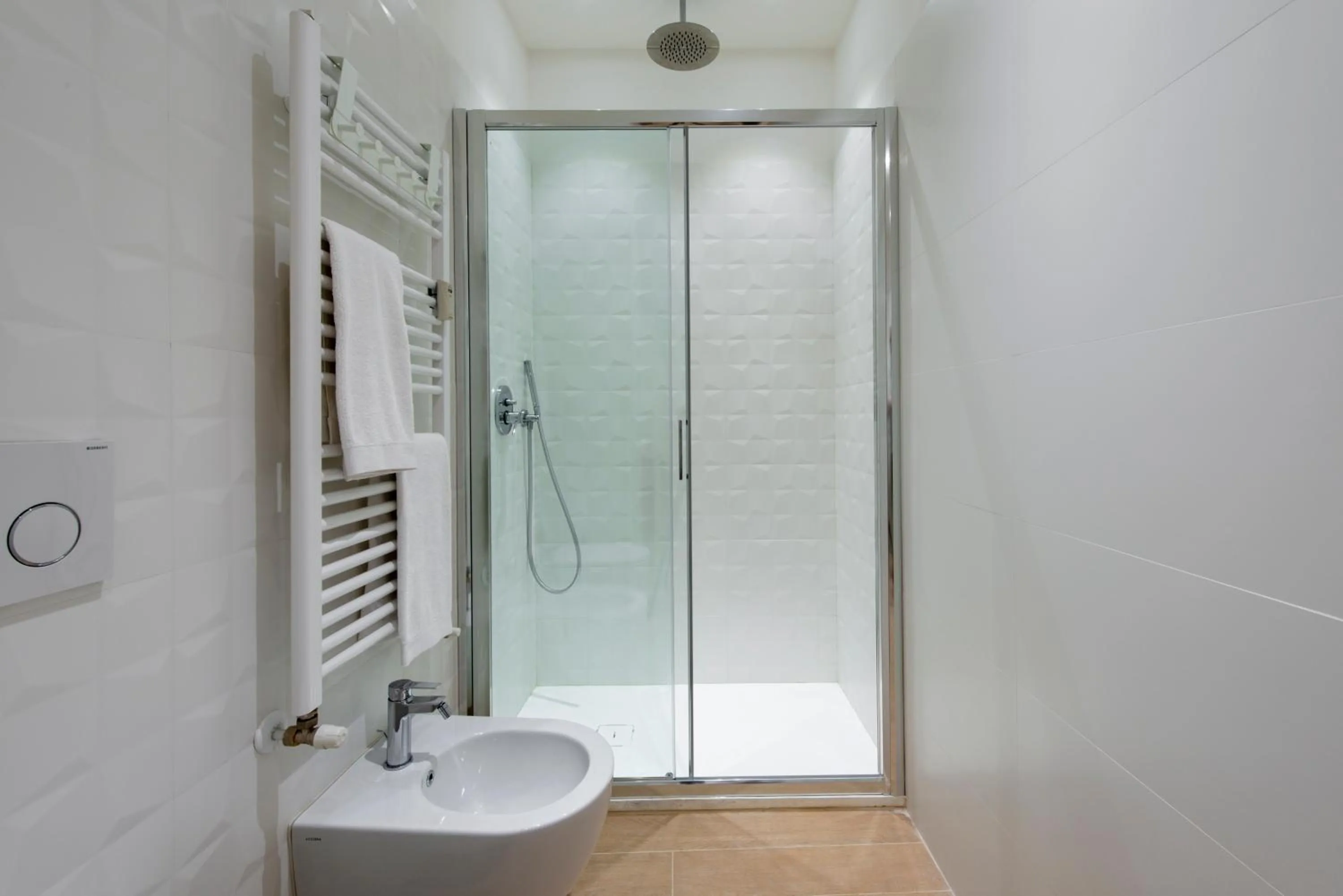 Bathroom in Milan Royal Suites - Centro