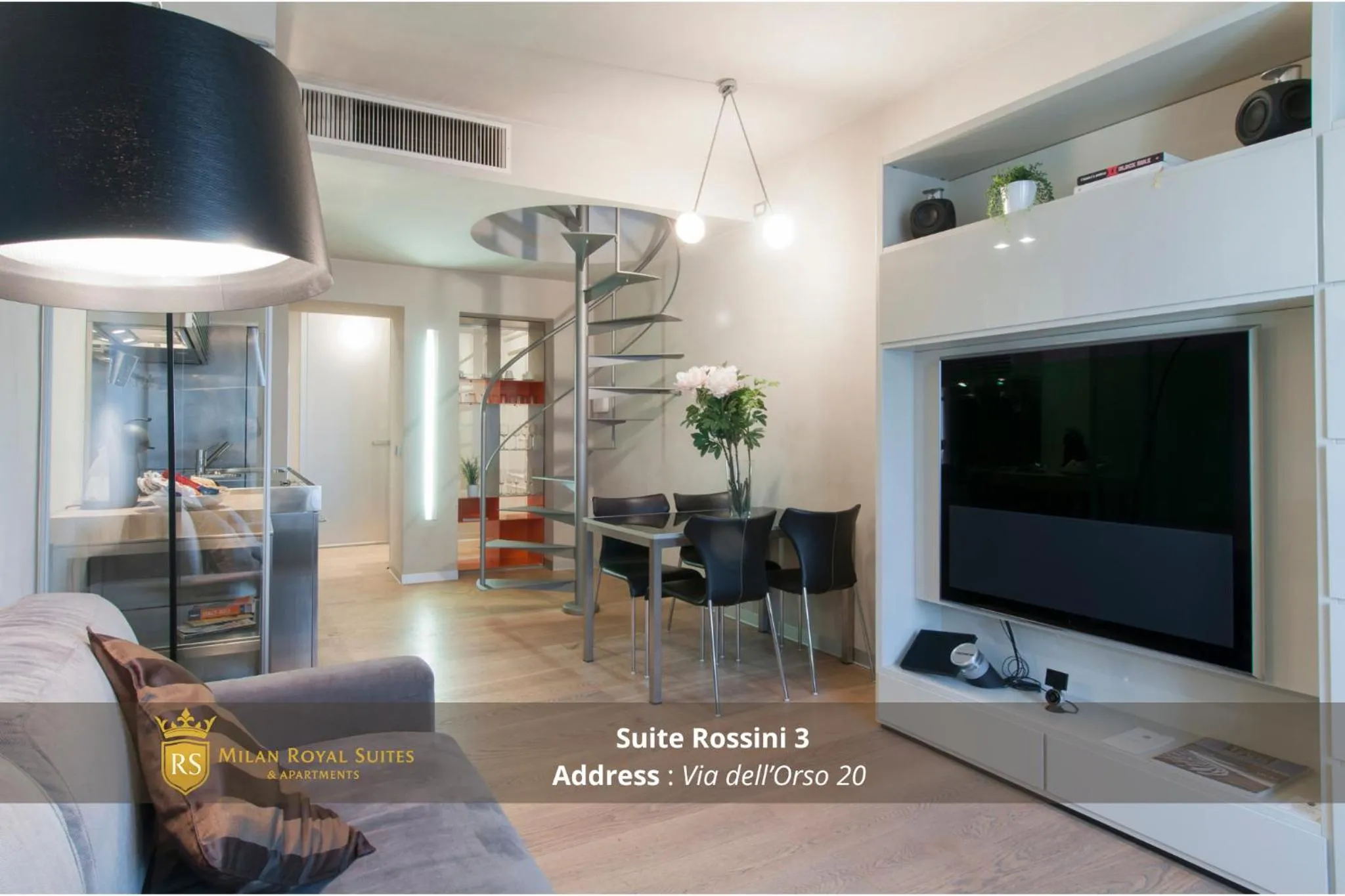 Living room in Milan Royal Suites - Centro