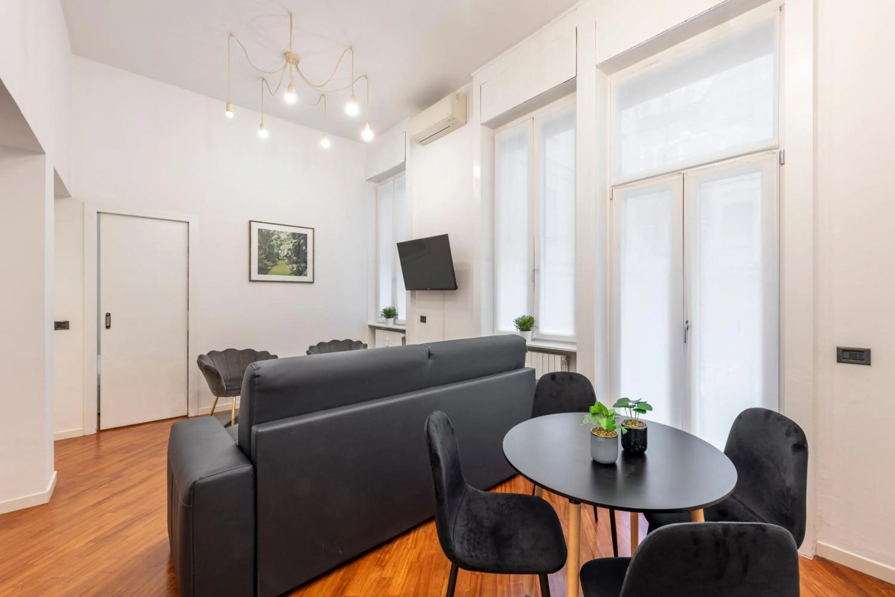 Living room in Milan Royal Suites - Centro