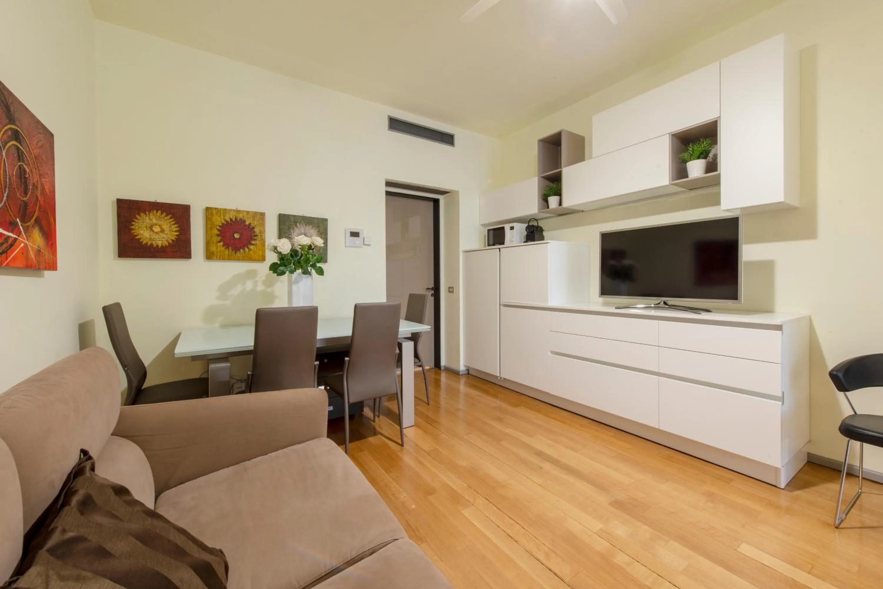 Milan Royal Suites - Centro