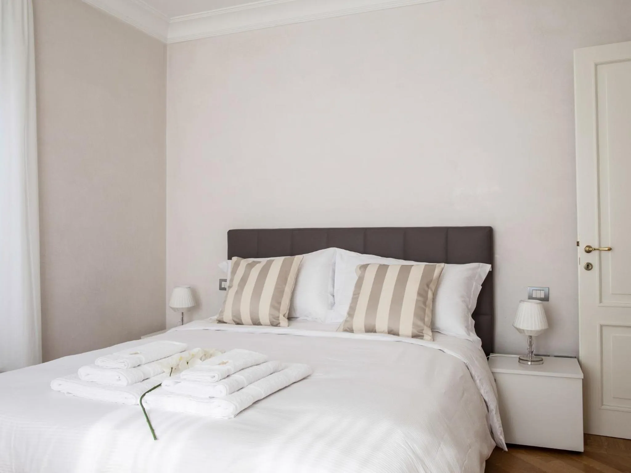 Bed in Milan Royal Suites - Centro