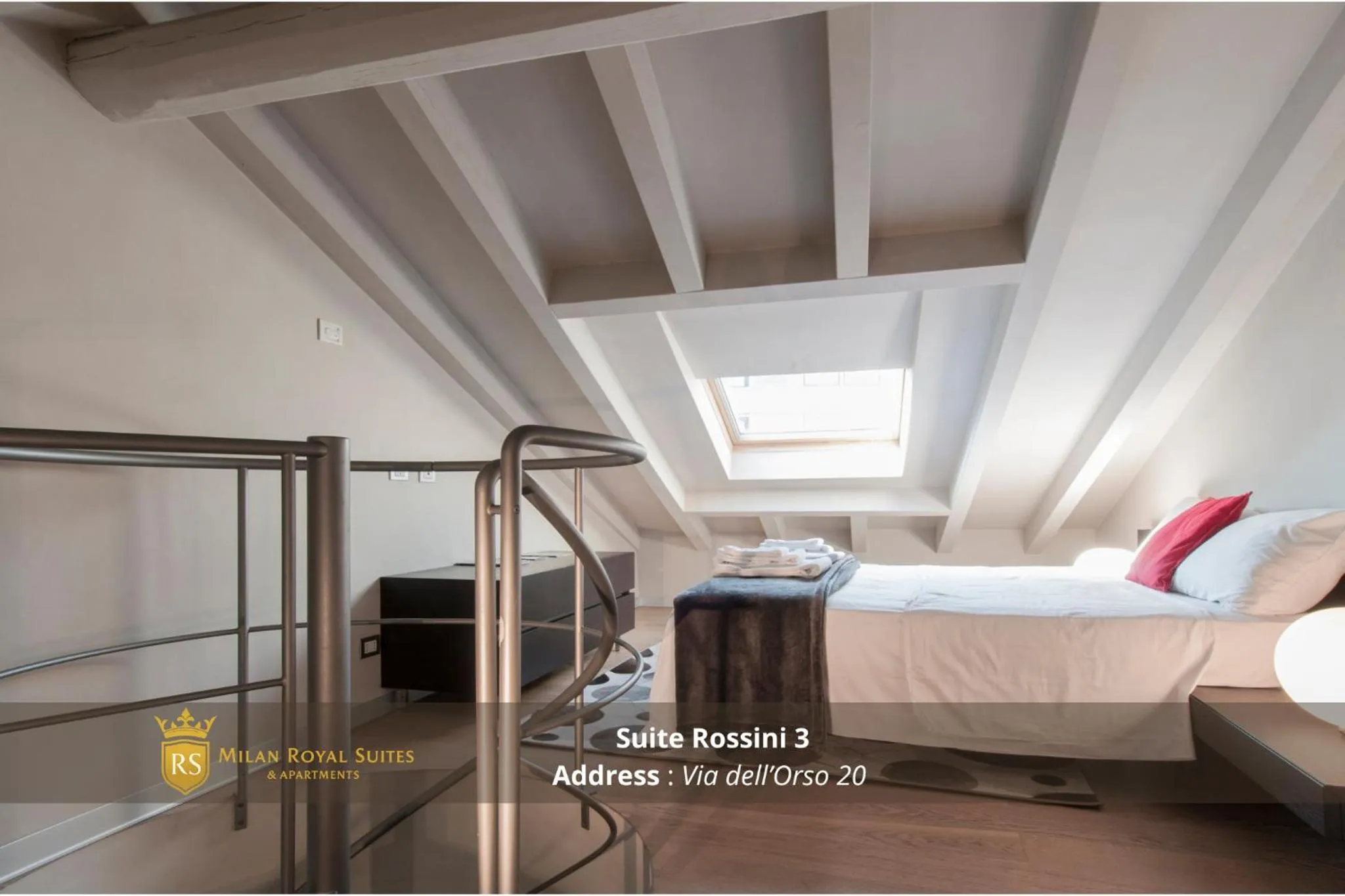 Bedroom, Bed in Milan Royal Suites - Centro