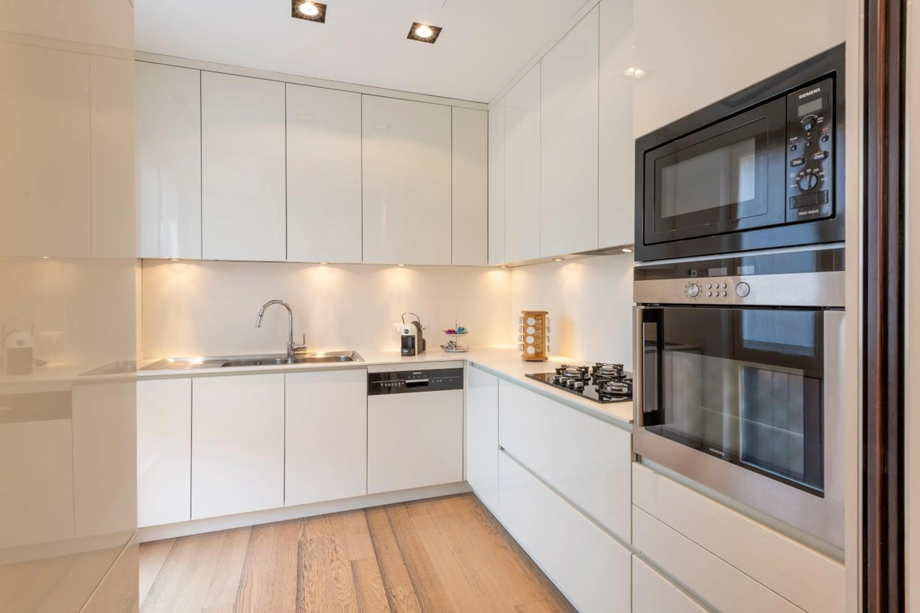 Milan Royal Suites - Centro