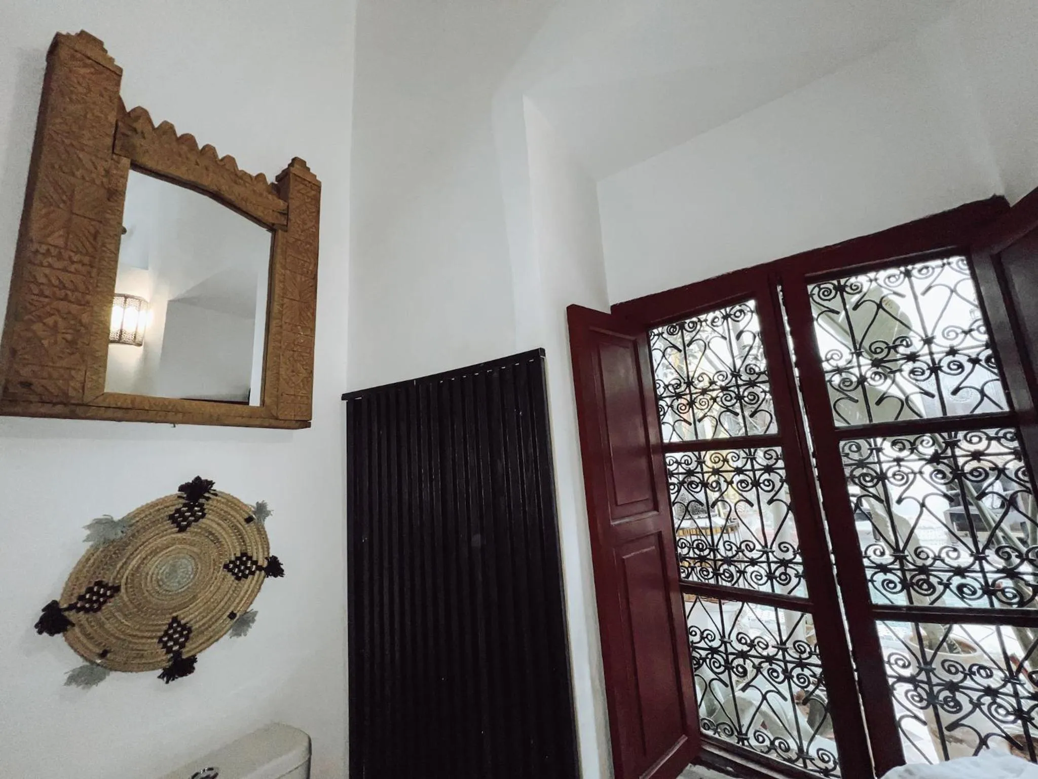 Toilet in DAR AURORA