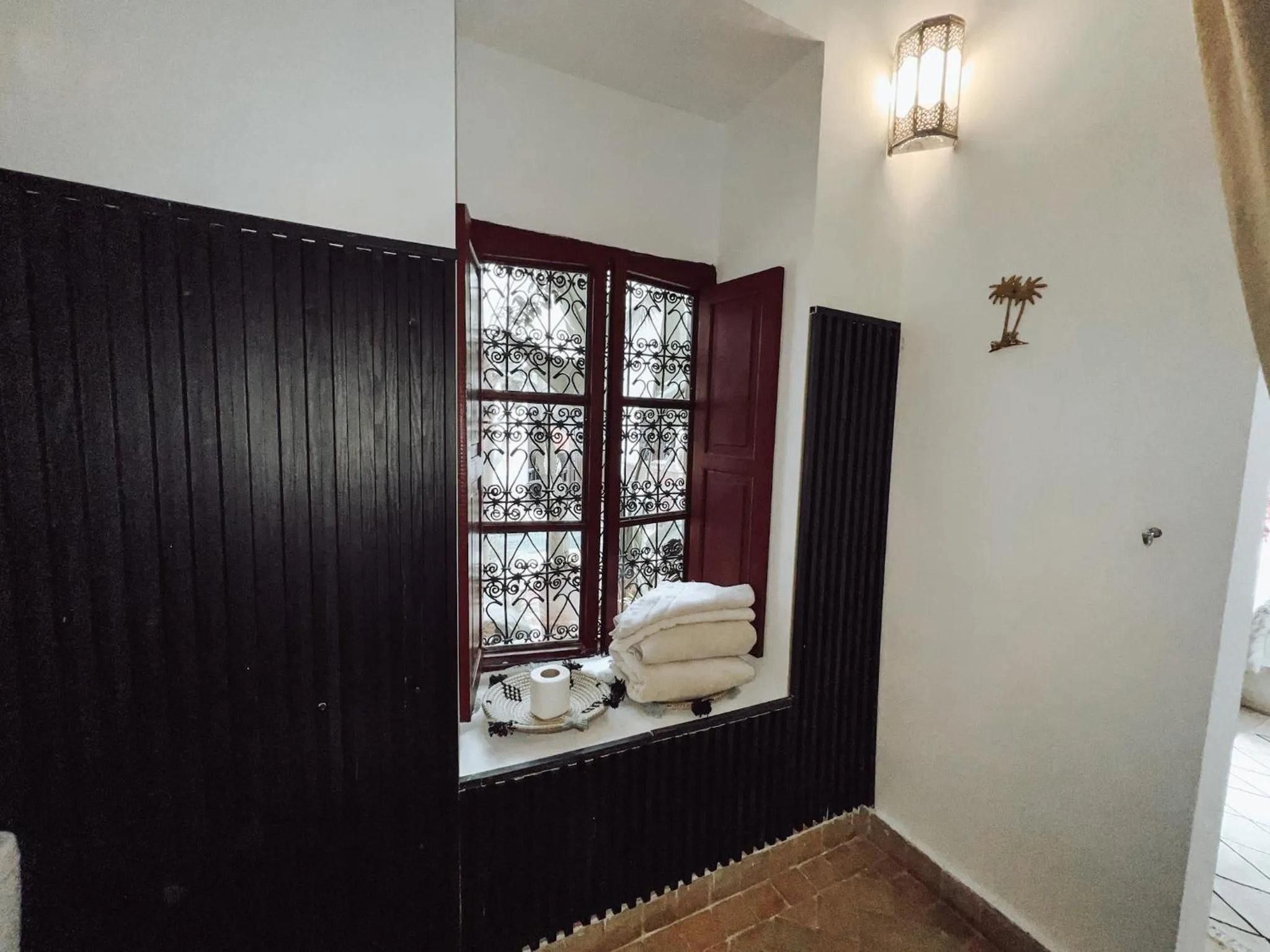 Bathroom in DAR AURORA