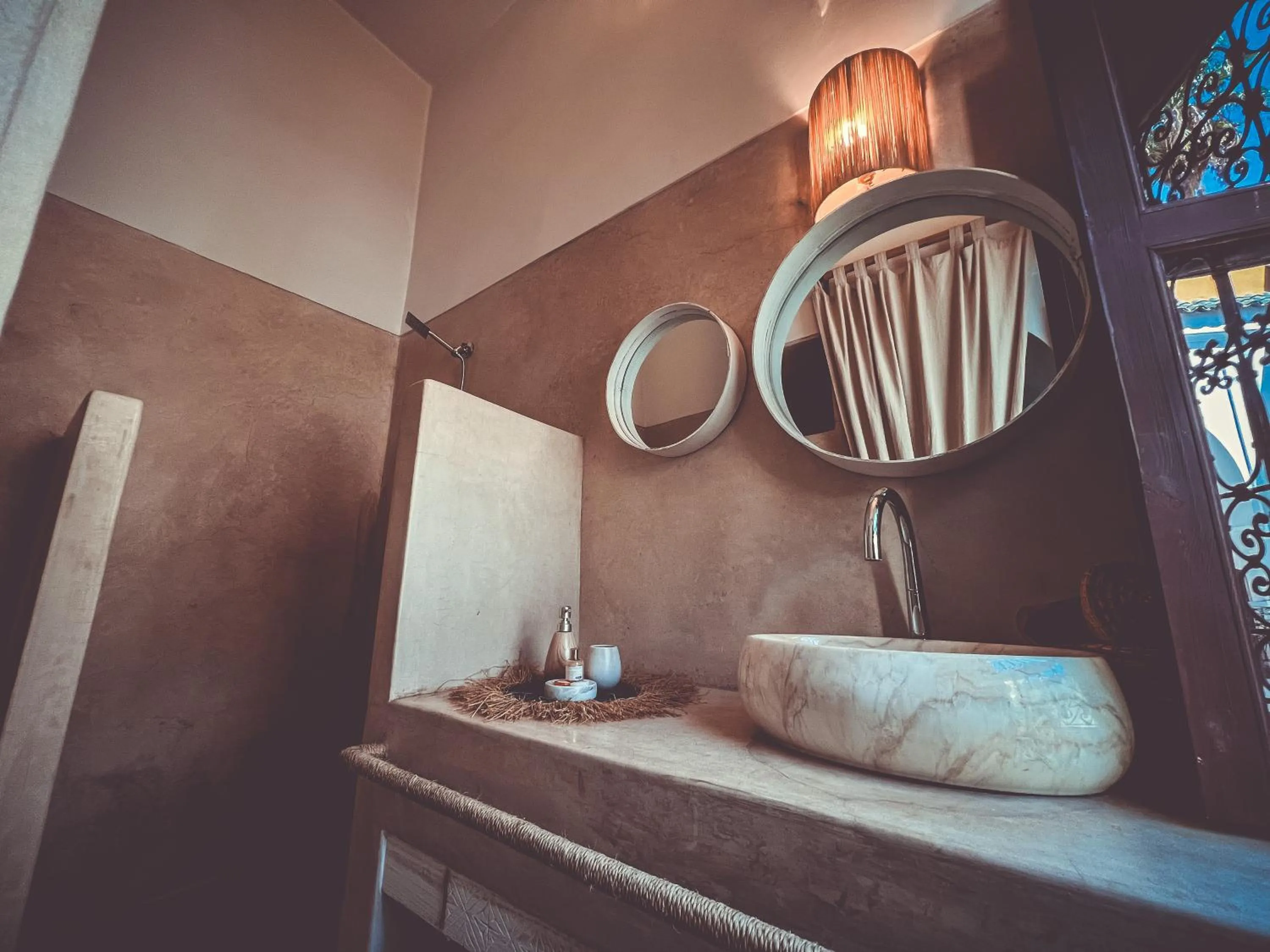 Bathroom, Bed in DAR AURORA