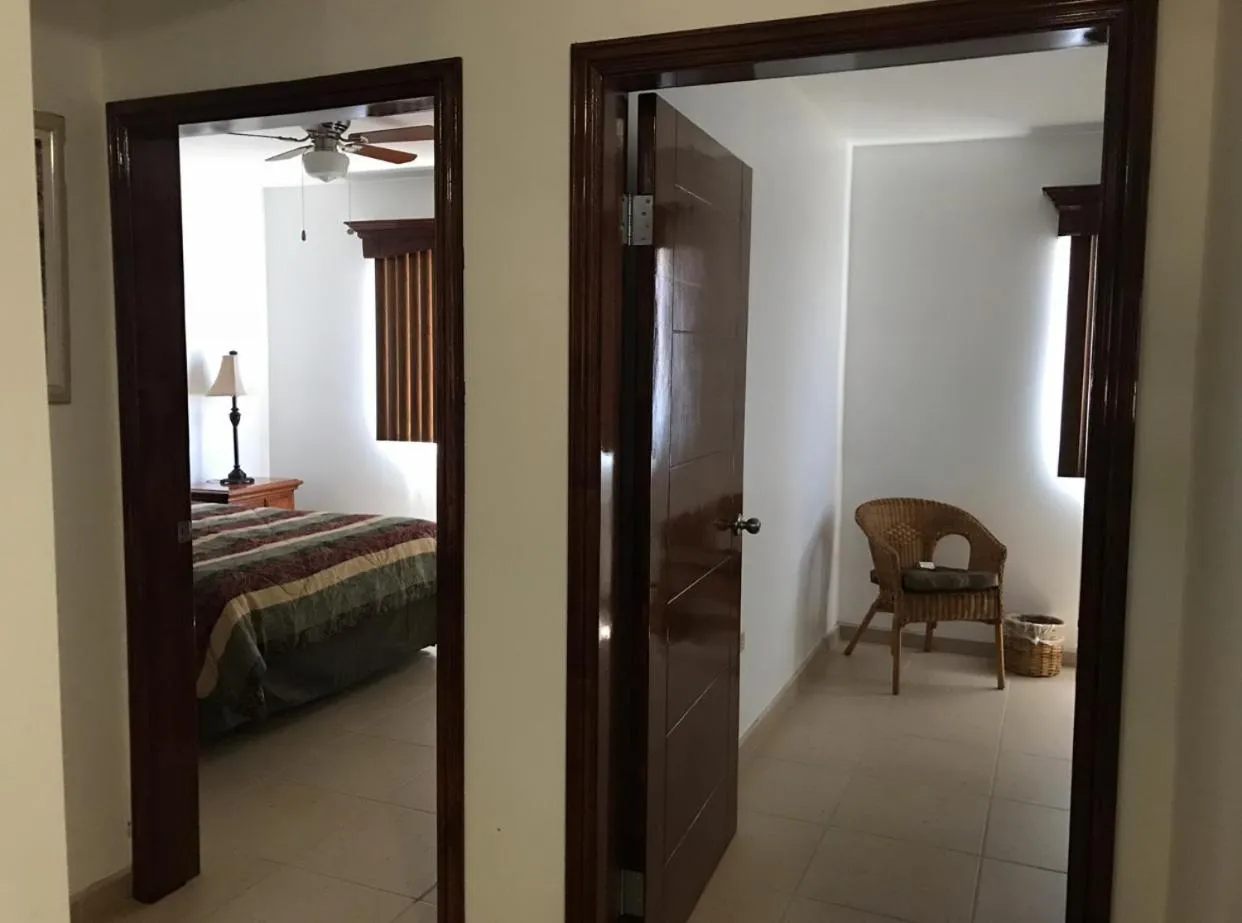 Photo of the whole room, Bed in Finca Chavez