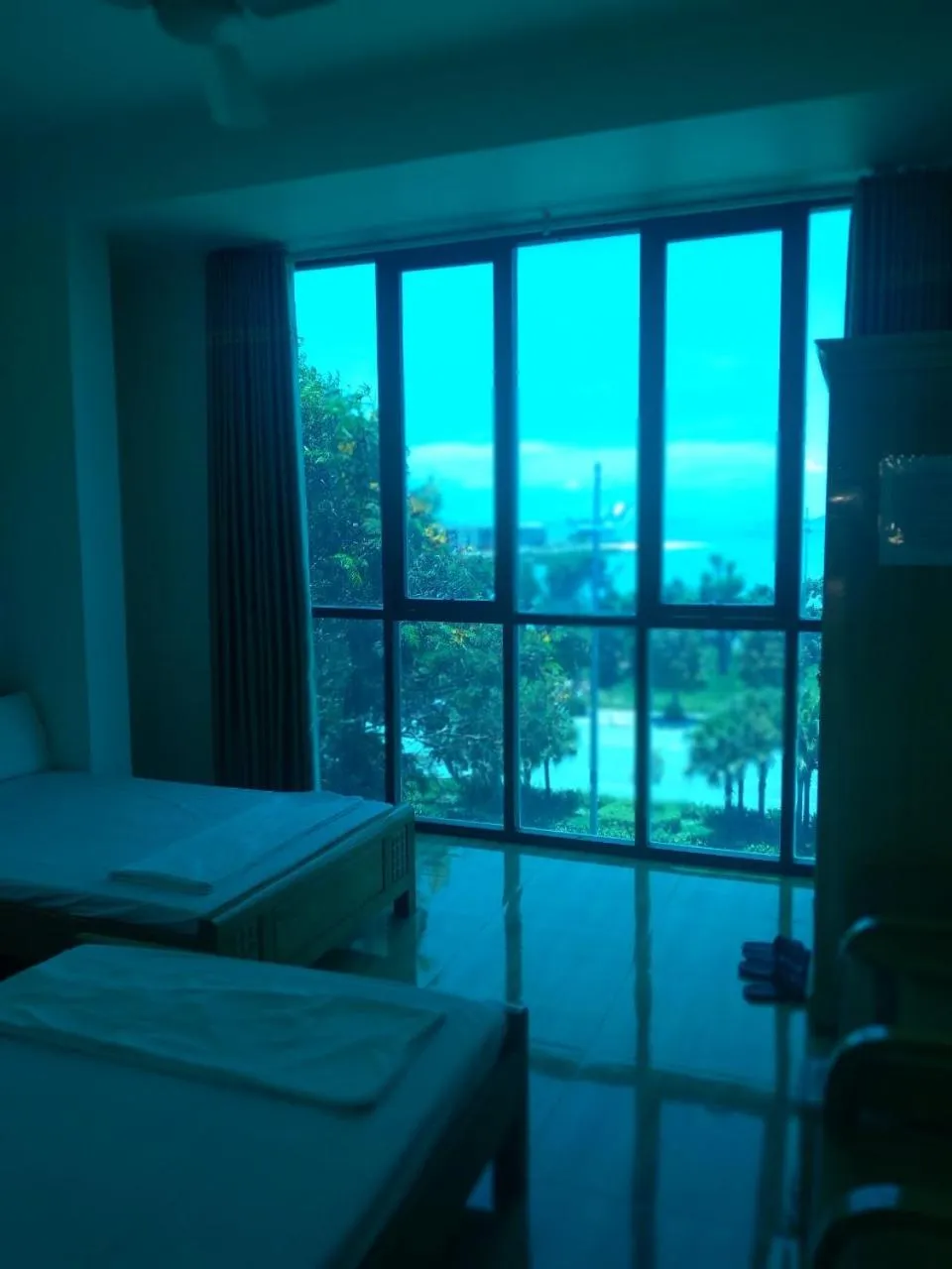 Bed in Gate Tuan Chau Hotel