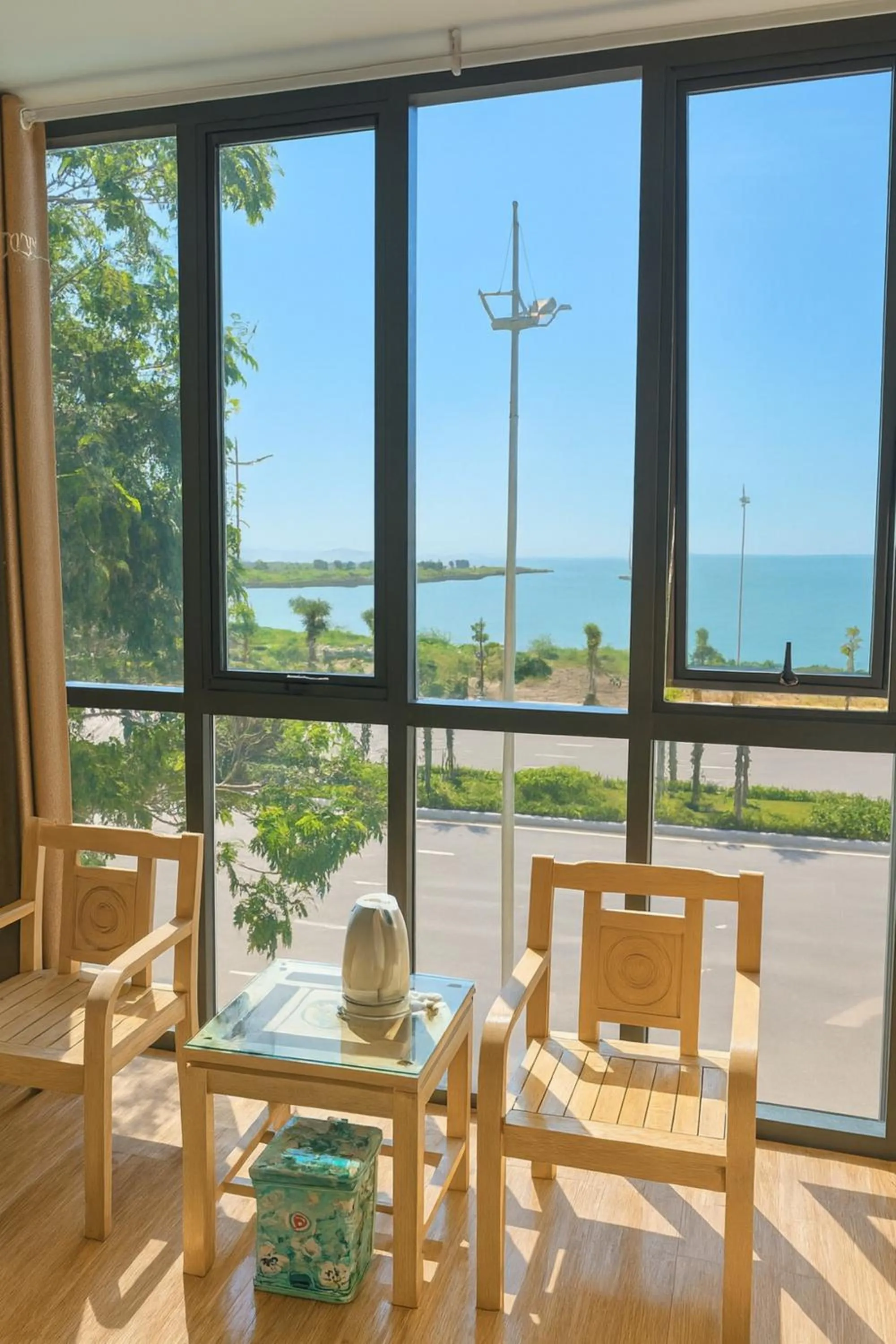 Bed in Gate Tuan Chau Hotel