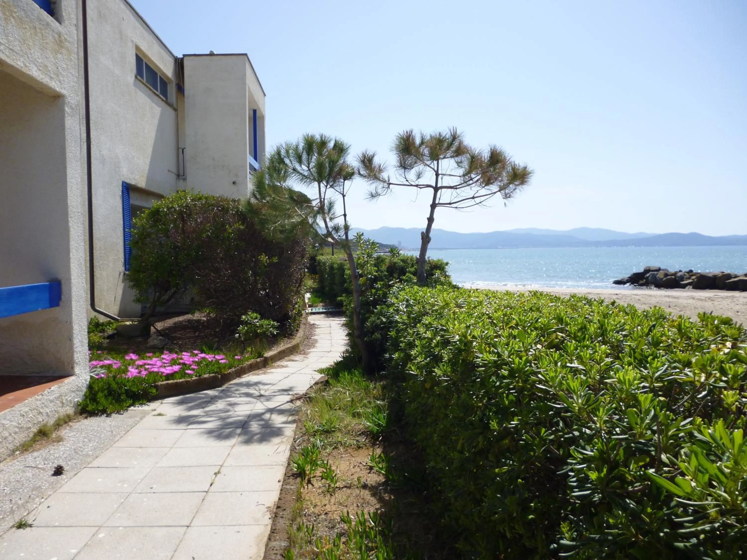 Facade/entrance in Baia Etrusca Resort