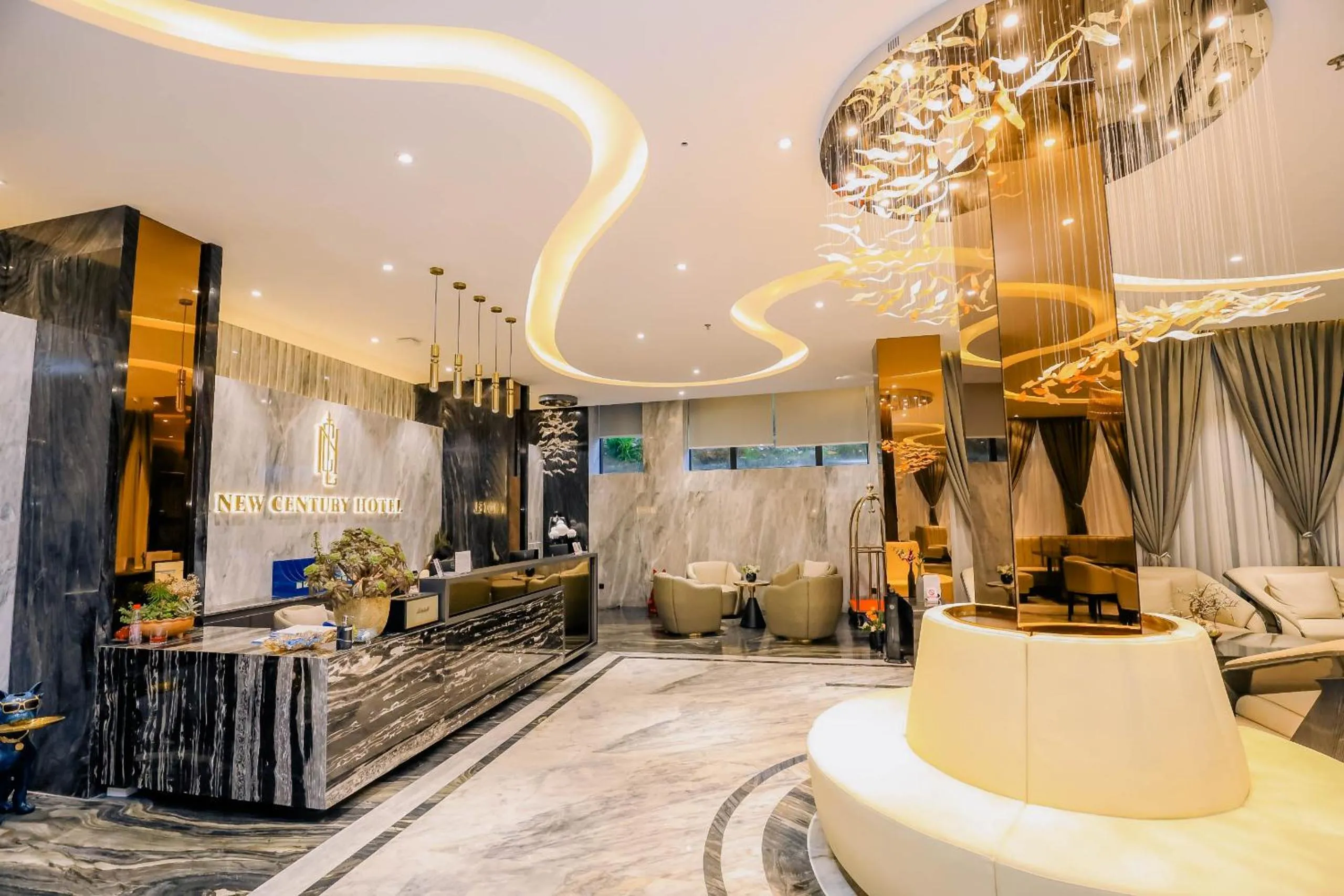 New Century Dalat Hotel