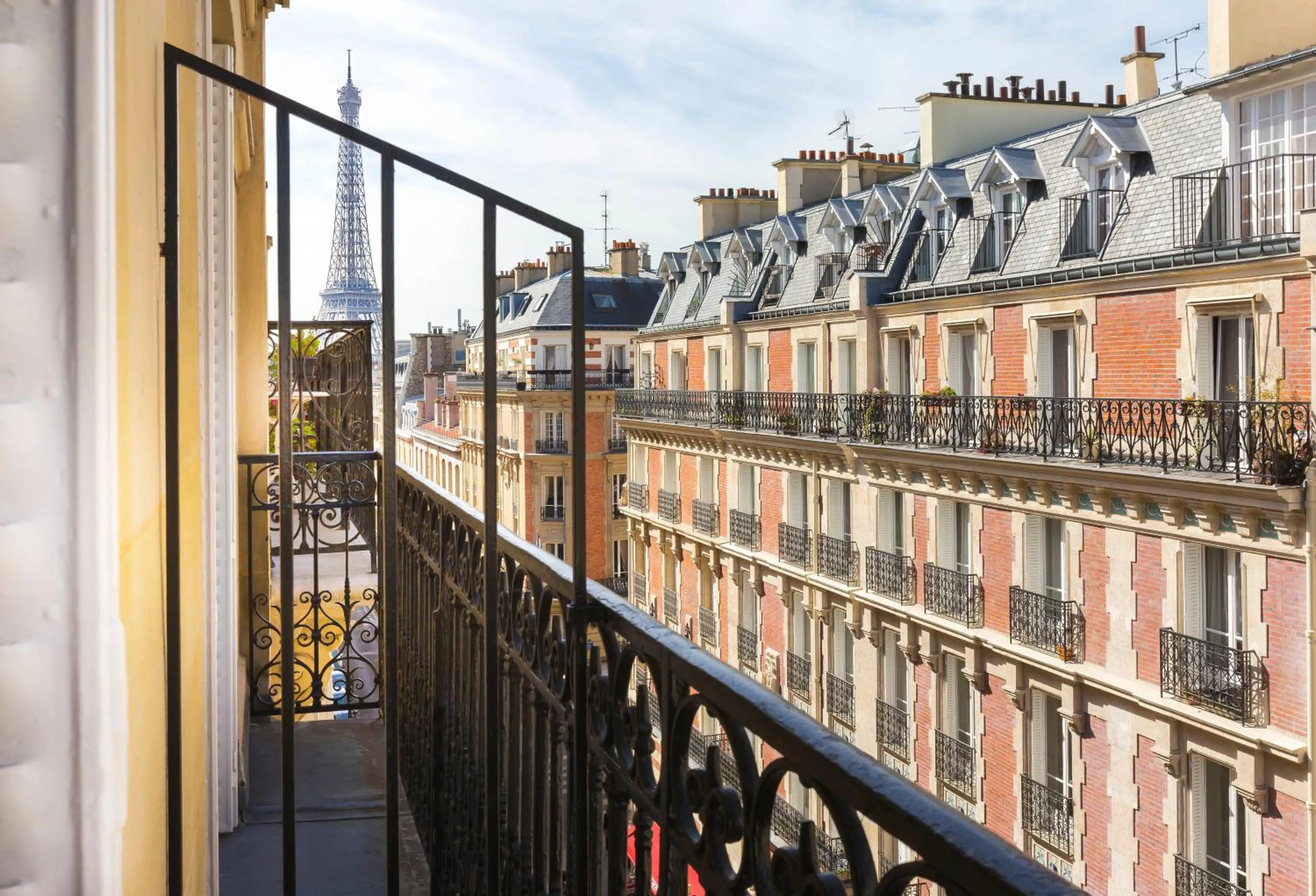 Day in Elysées Union