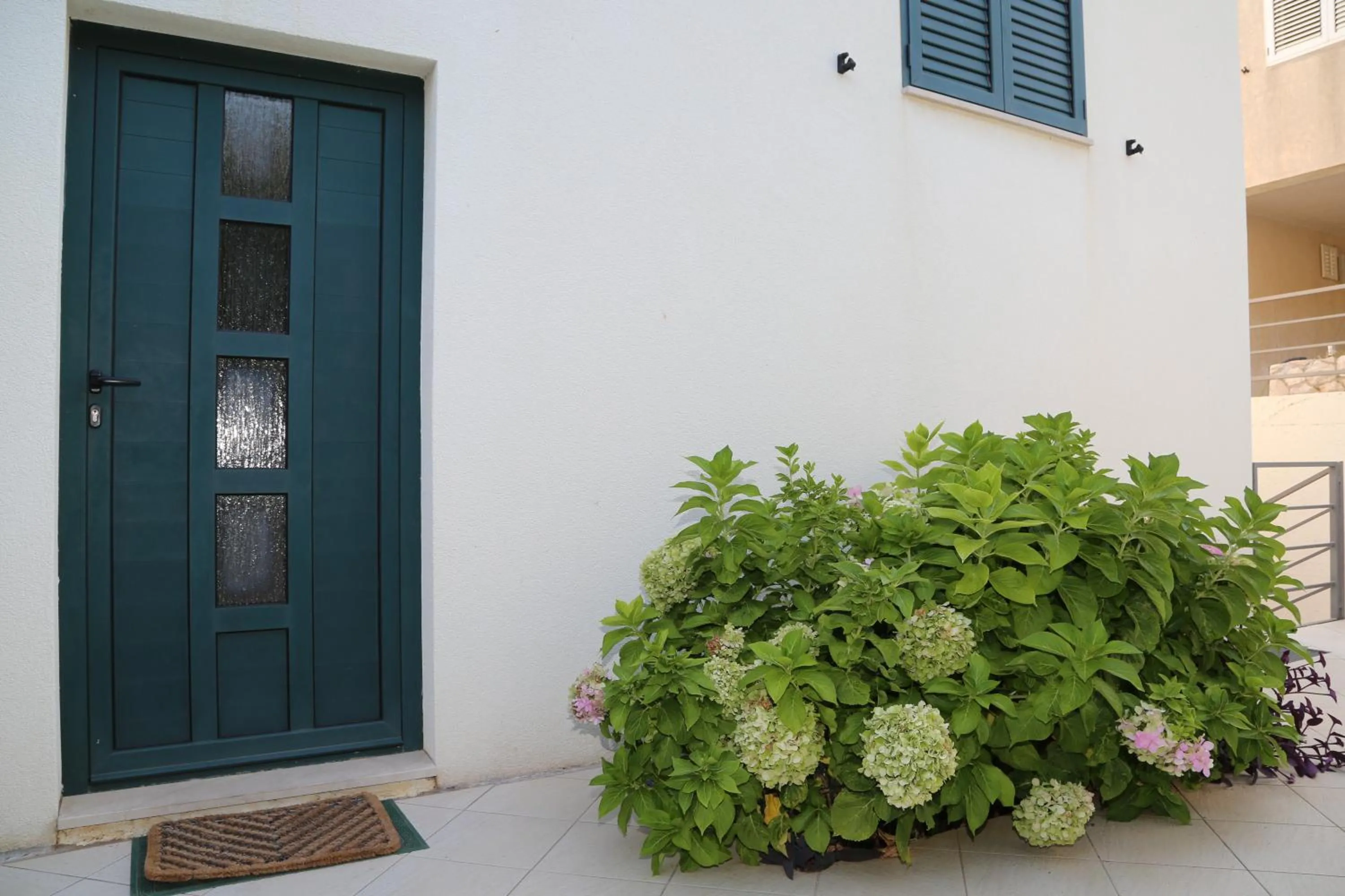 Facade/entrance in Apartments Plazibat