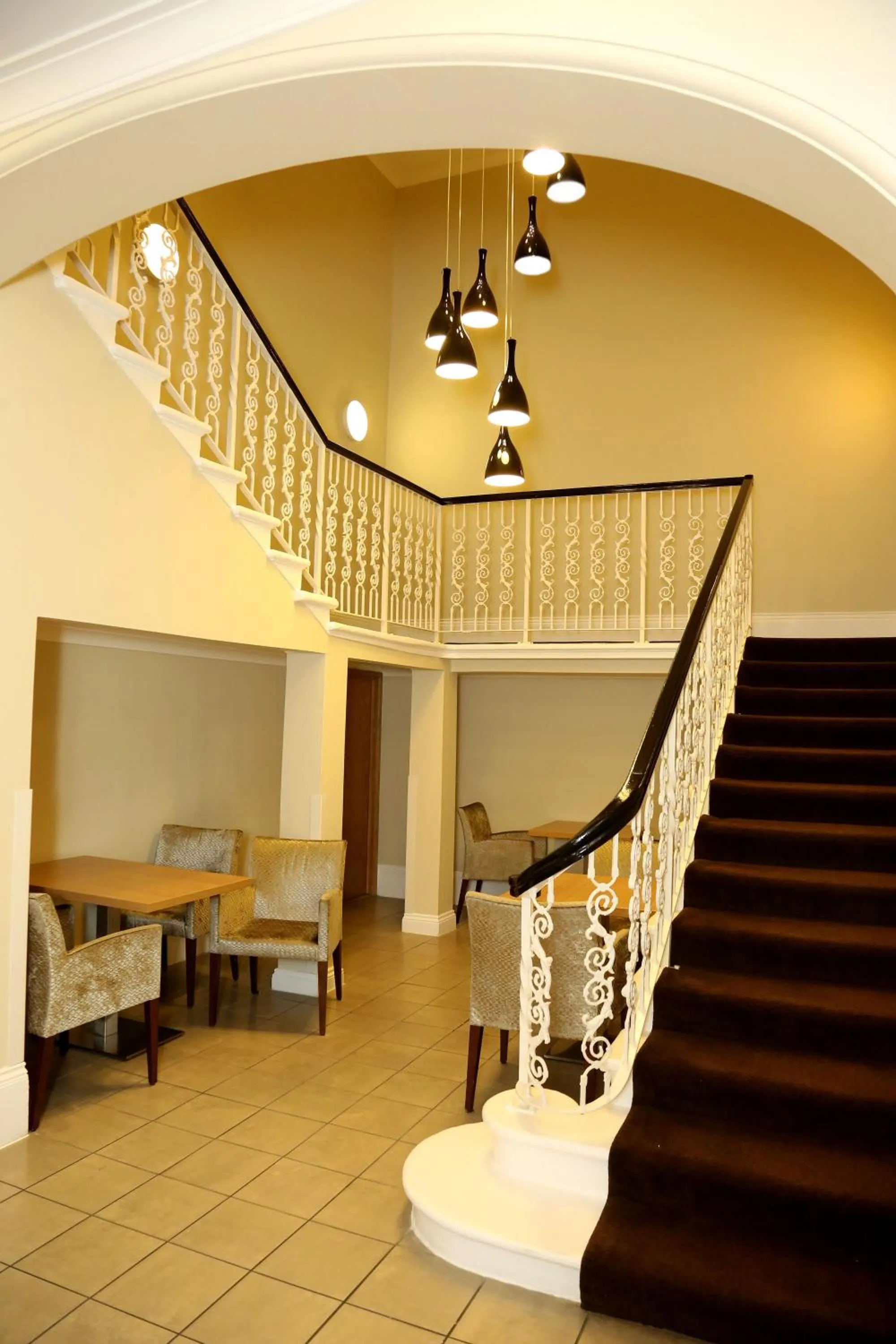 Lobby or reception in Shore View Hotel