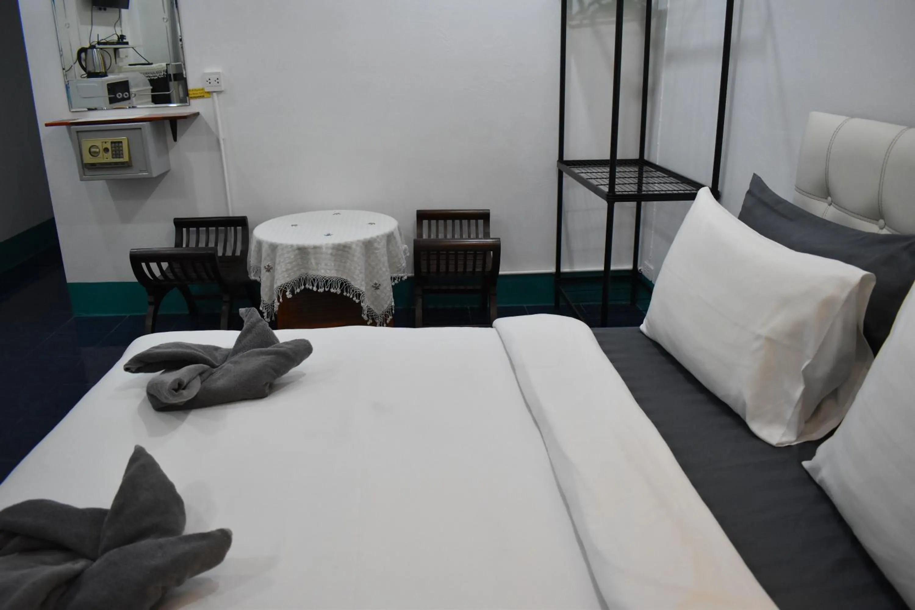 Bed in Sala Bua Room