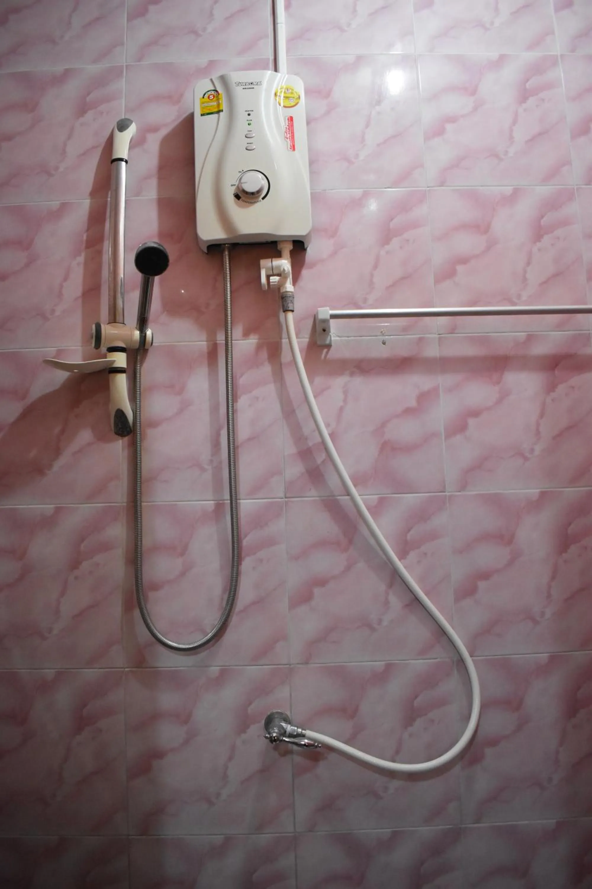 Shower in Sala Bua Room