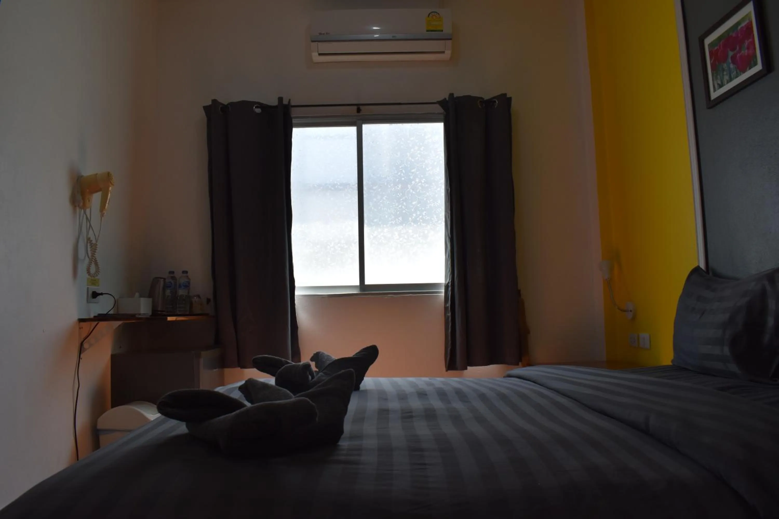 Bed in Sala Bua Room