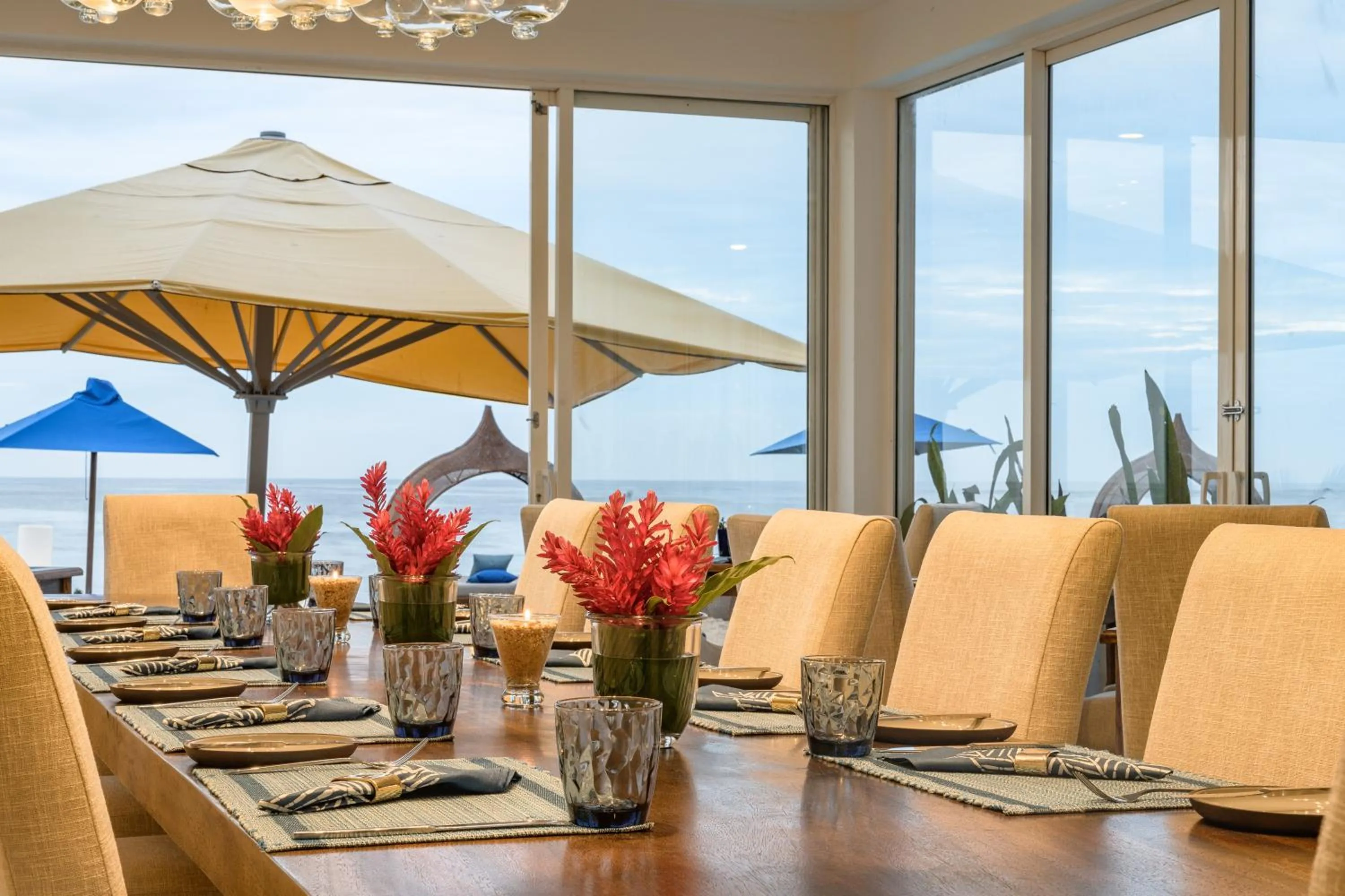 Restaurant/places to eat in The Beach House by Reveal