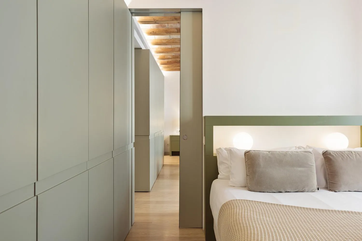 Bed in Ola Living Portaferrissa