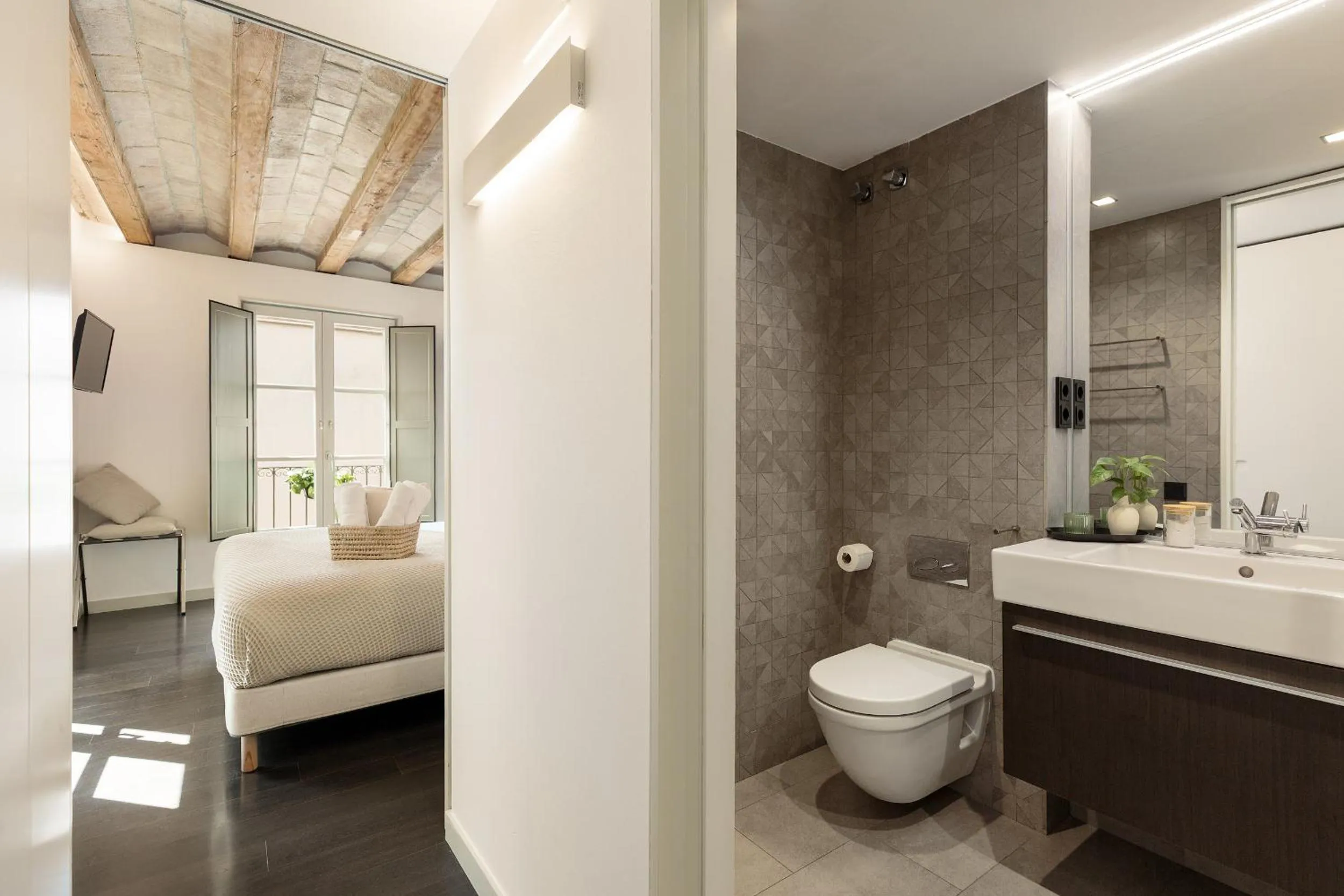 Bathroom in Ola Living Portaferrissa