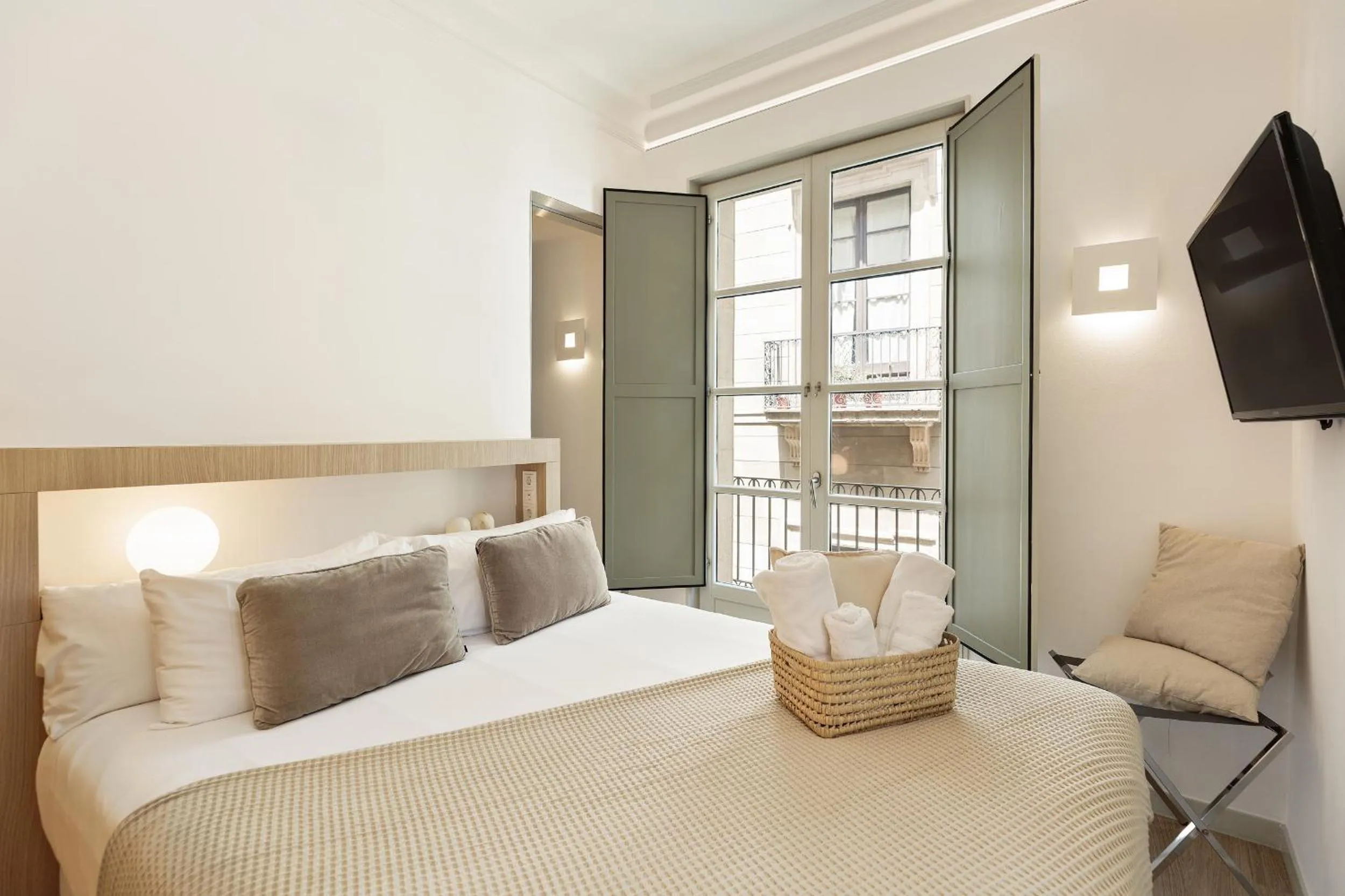 Bed in Ola Living Portaferrissa