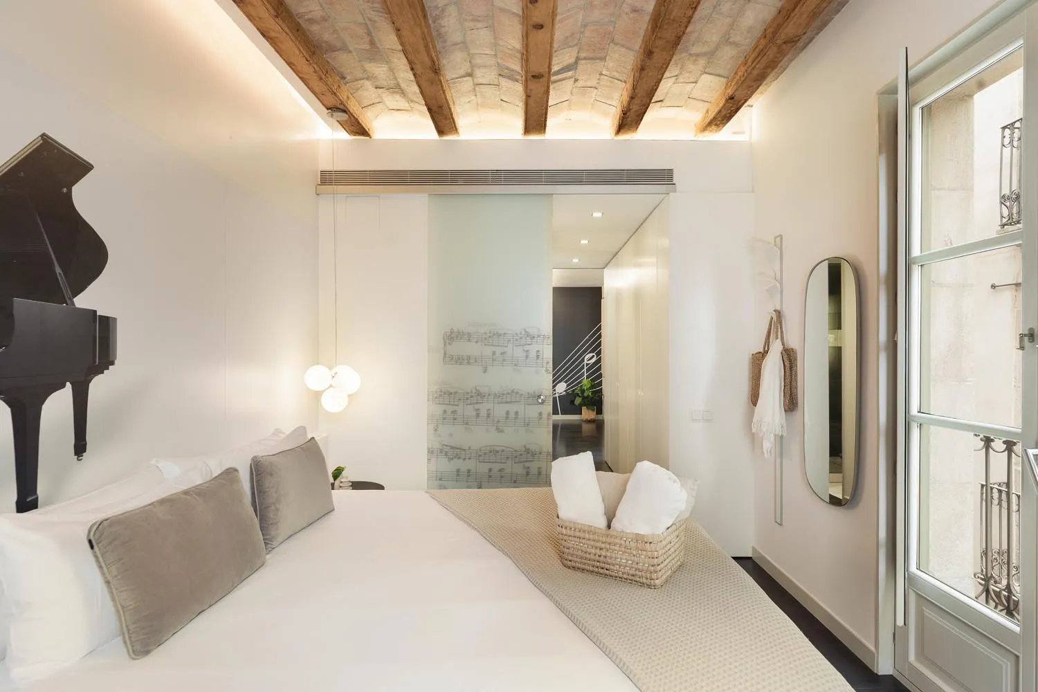 Bed in Ola Living Portaferrissa