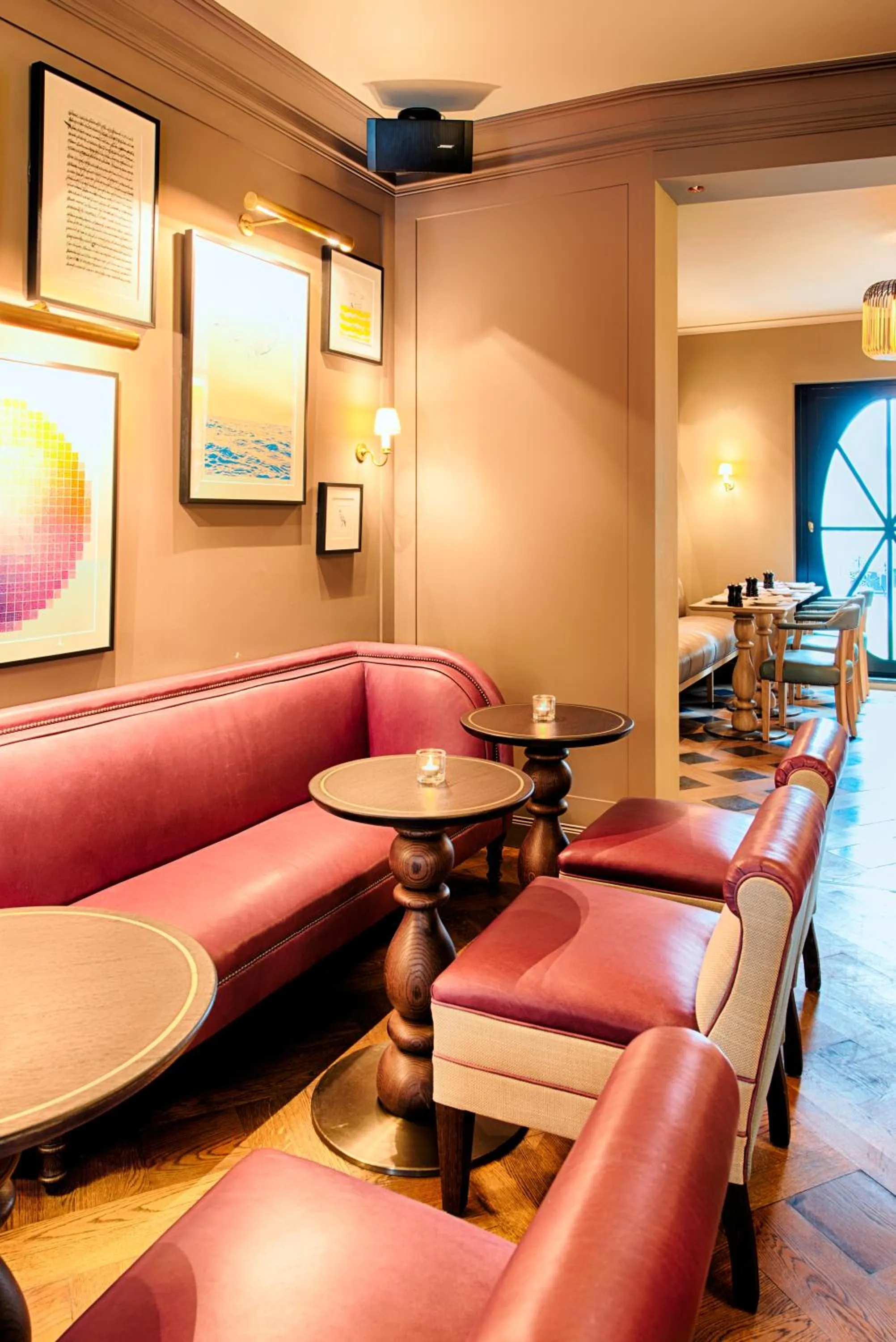 Lobby or reception in Mondrian Suites Berlin am Checkpoint Charlie