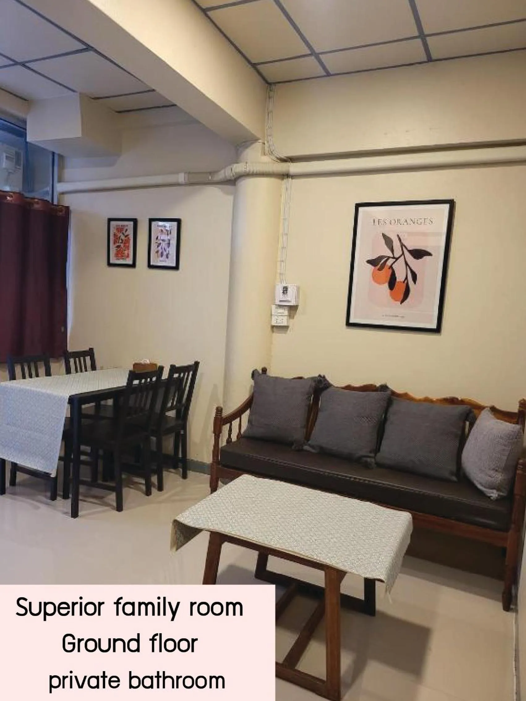 Achcha hotel - itsaraphap MRT station - Wat Arun