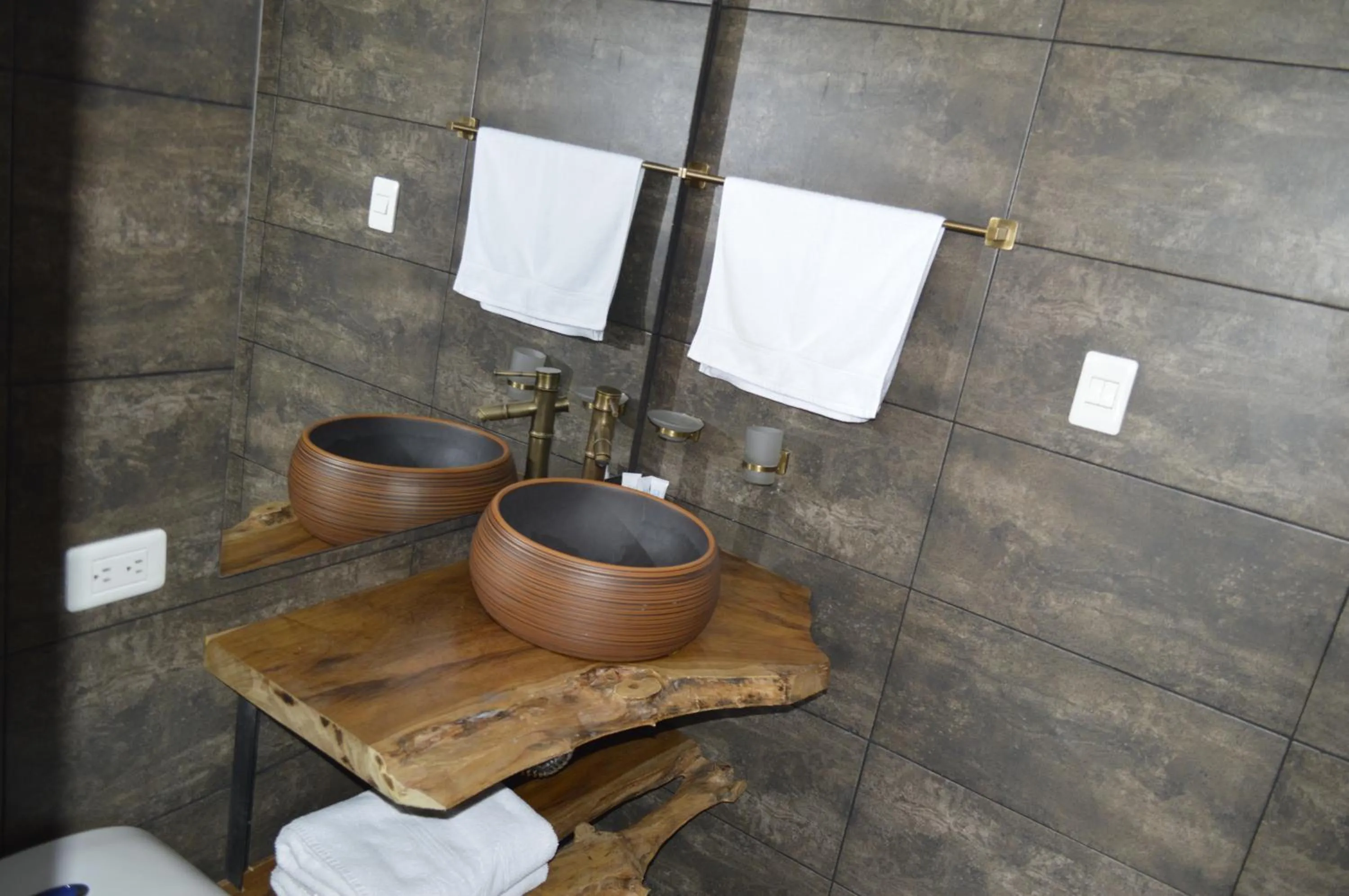 Bathroom in Hotel El Mirador del Cocora