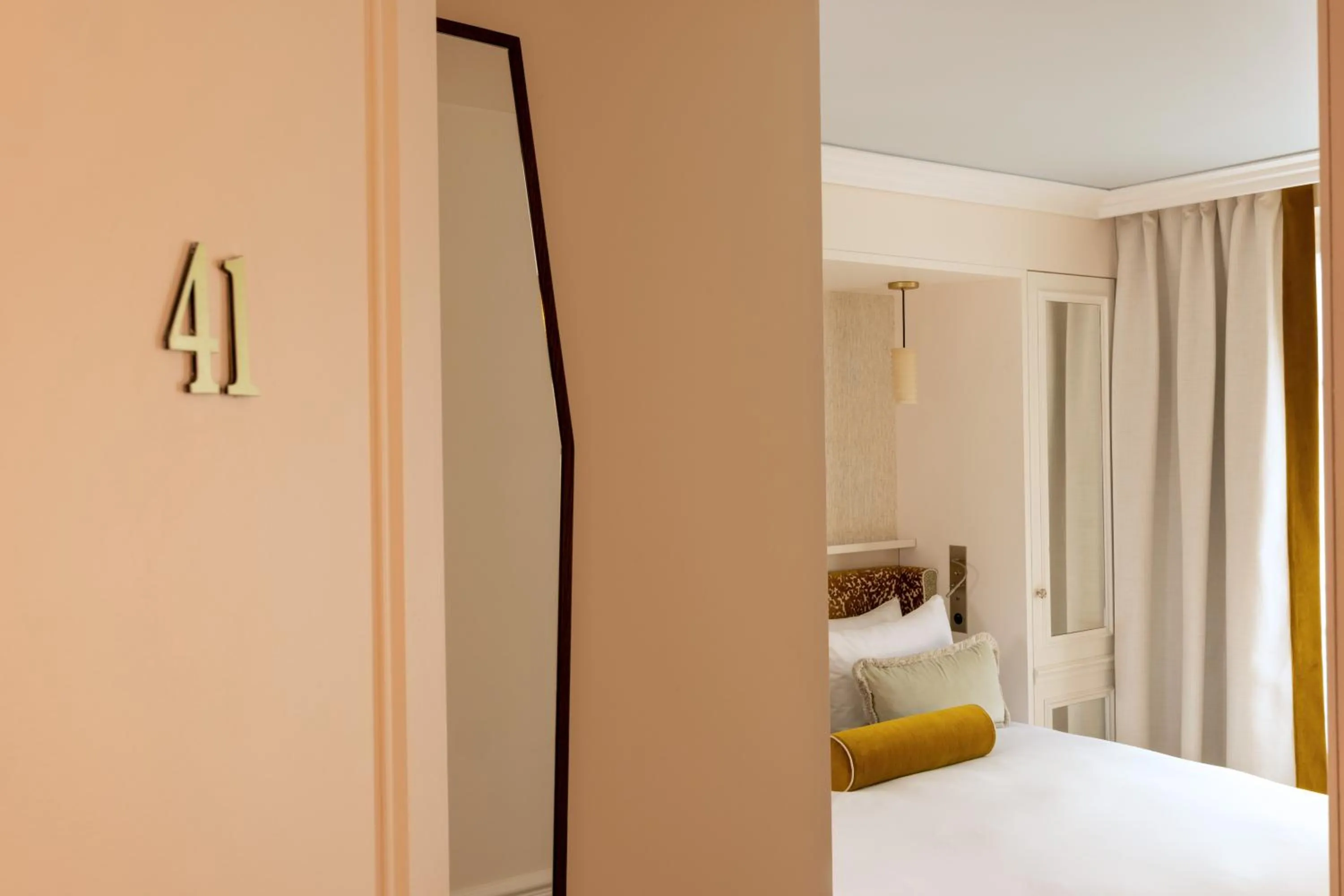 Bedroom, Bed in Almarine Eiffel Hotel & Spa by Malone