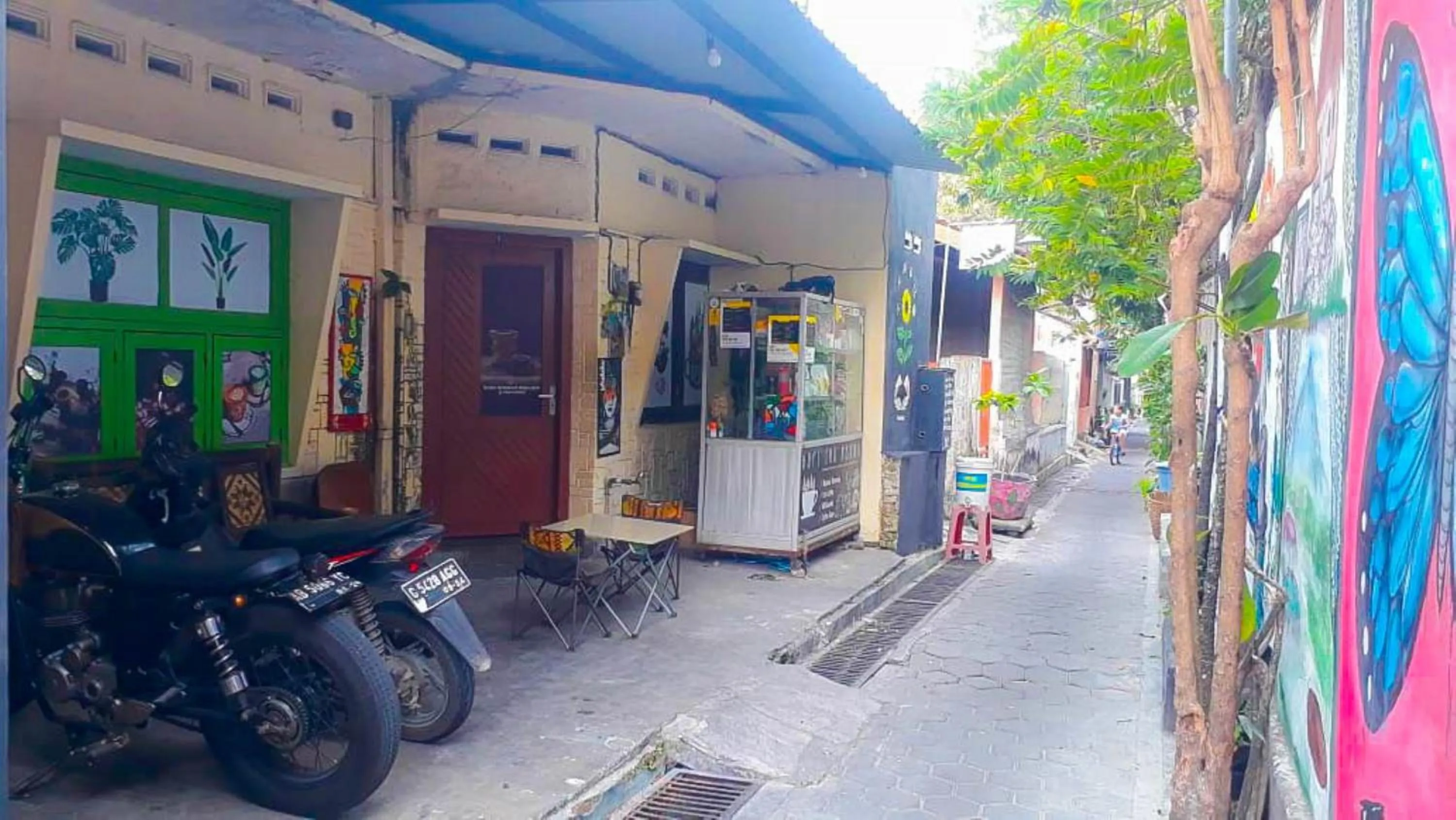 Property building in Losmen 2000 Tiga