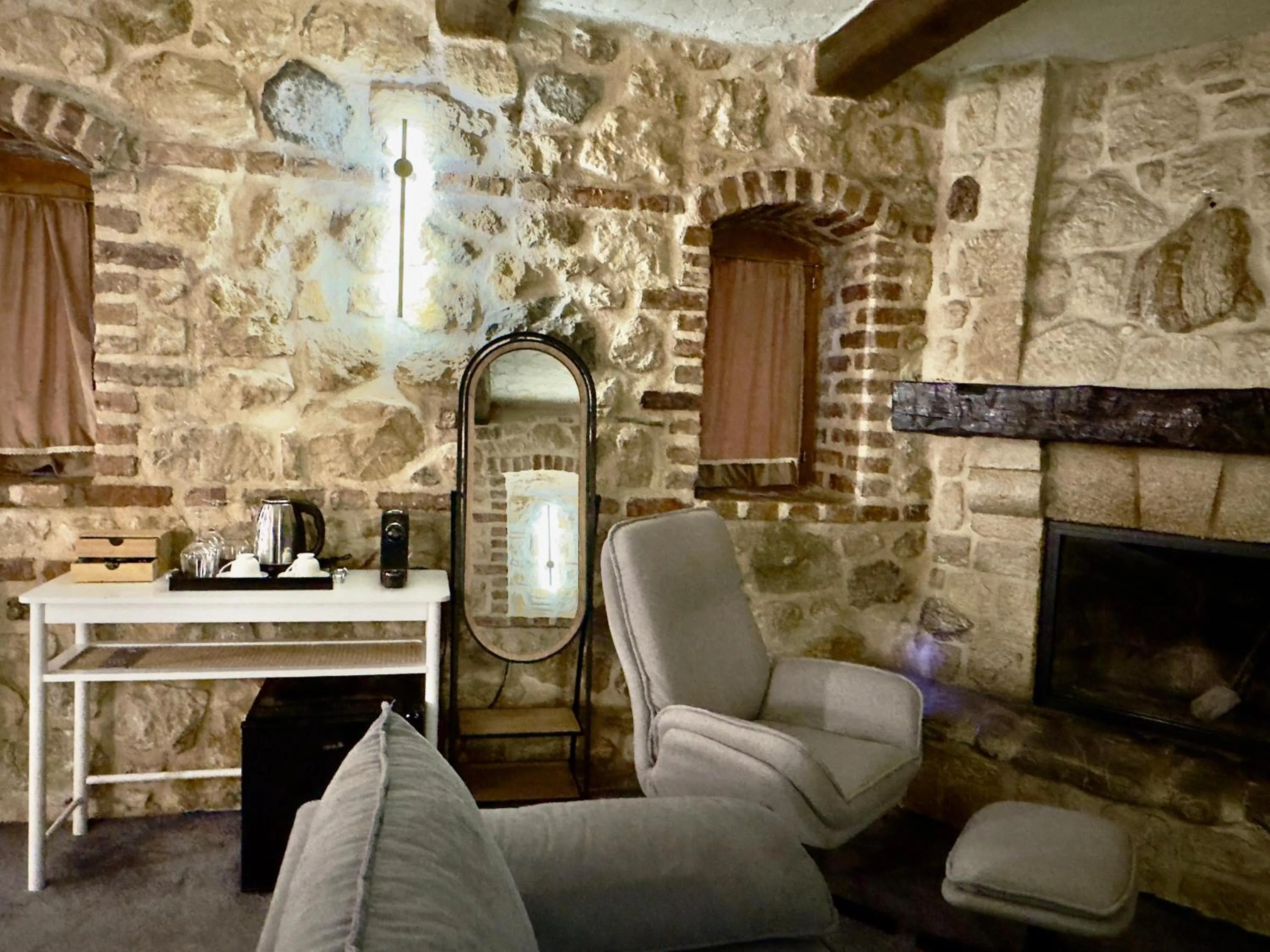 Coffee/tea facilities in Chateau Fasel