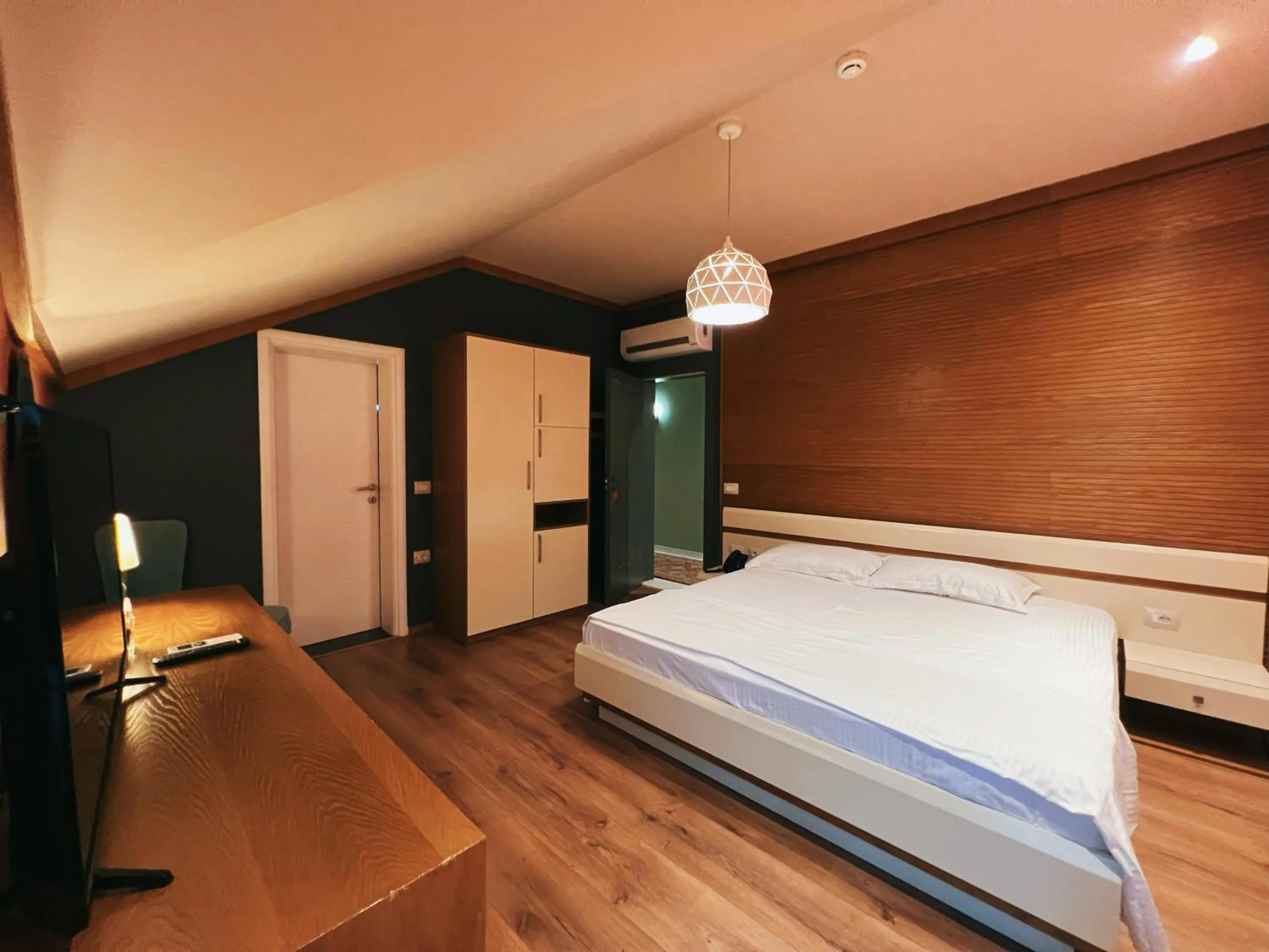 Bedroom, Bed in Chateau Fasel