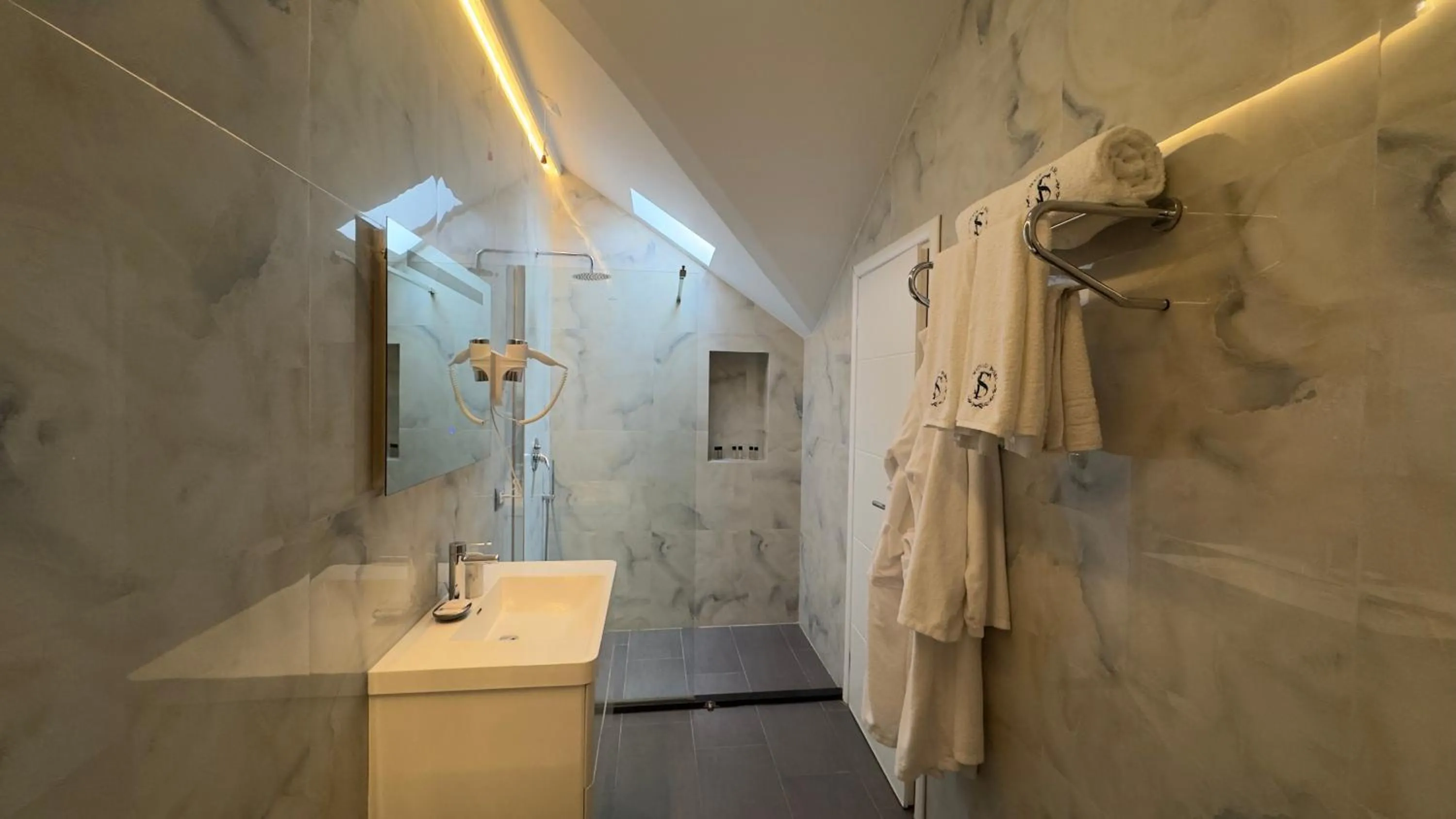 Bathroom in Chateau Fasel