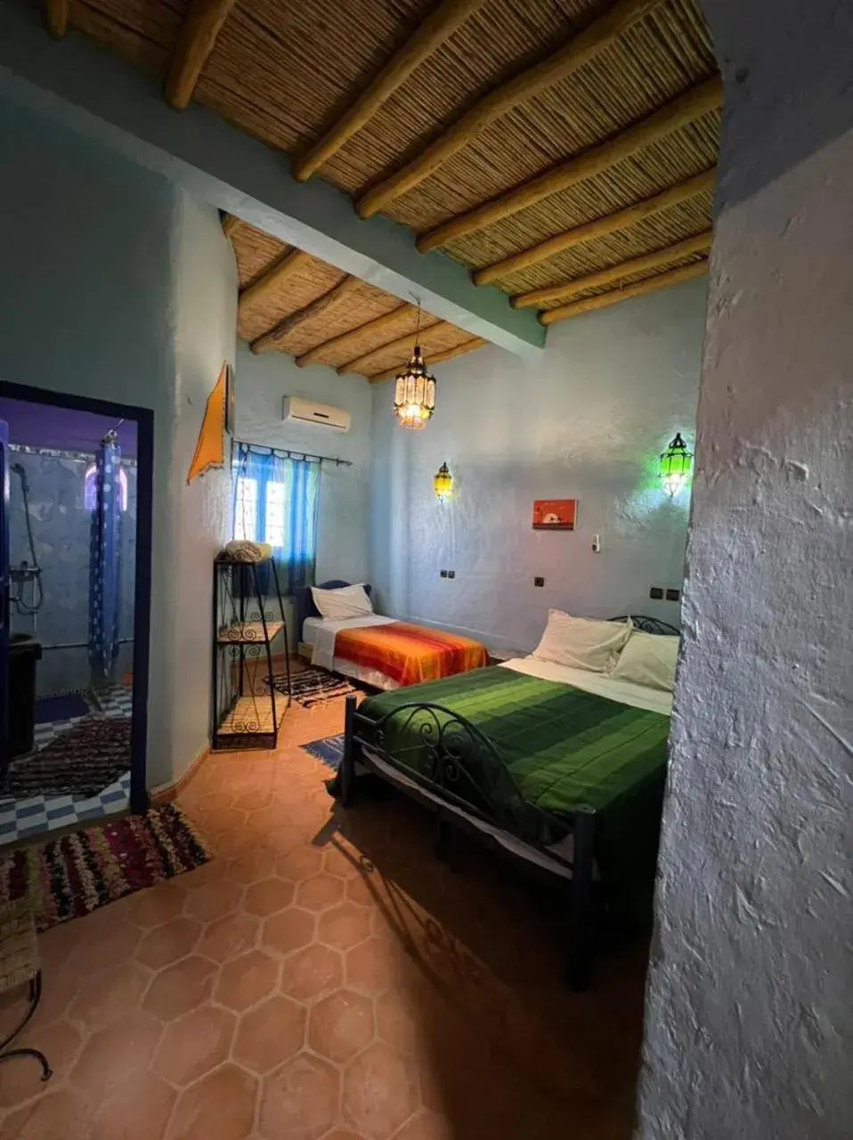 Standard Double or Twin Room in Merzouga Camp and Hostel Standard Double or Twin Room in Merzouga Camp and Hostel