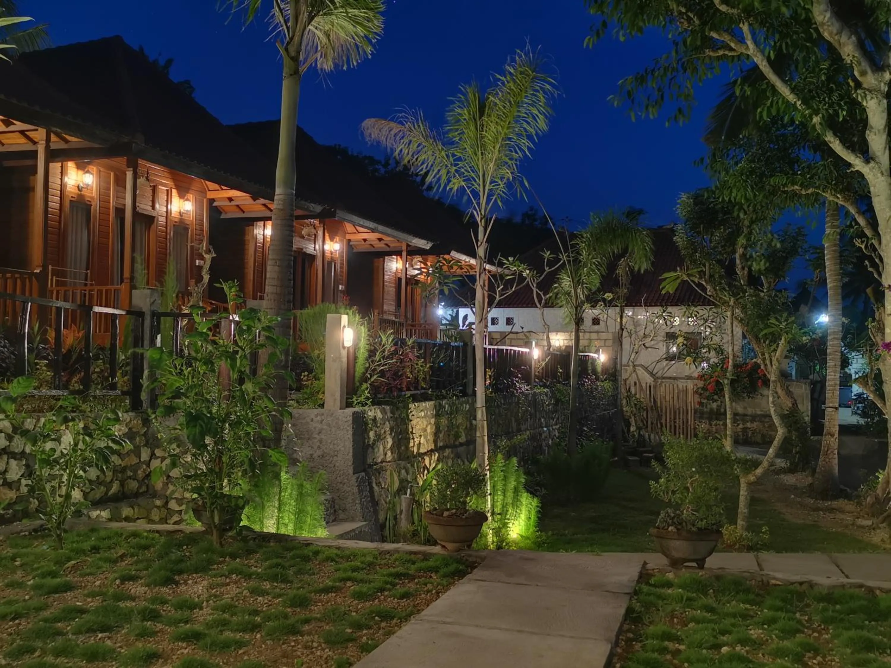 Property building in Kamasan Cottage By Reccoma