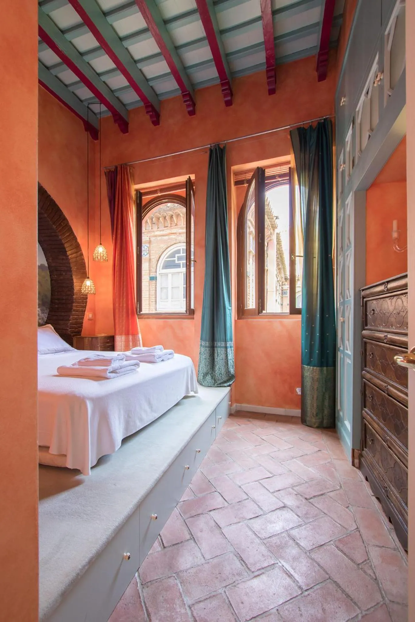 Photo of the whole room, Bed in Oriental Apartment Gardens Views 2 pax