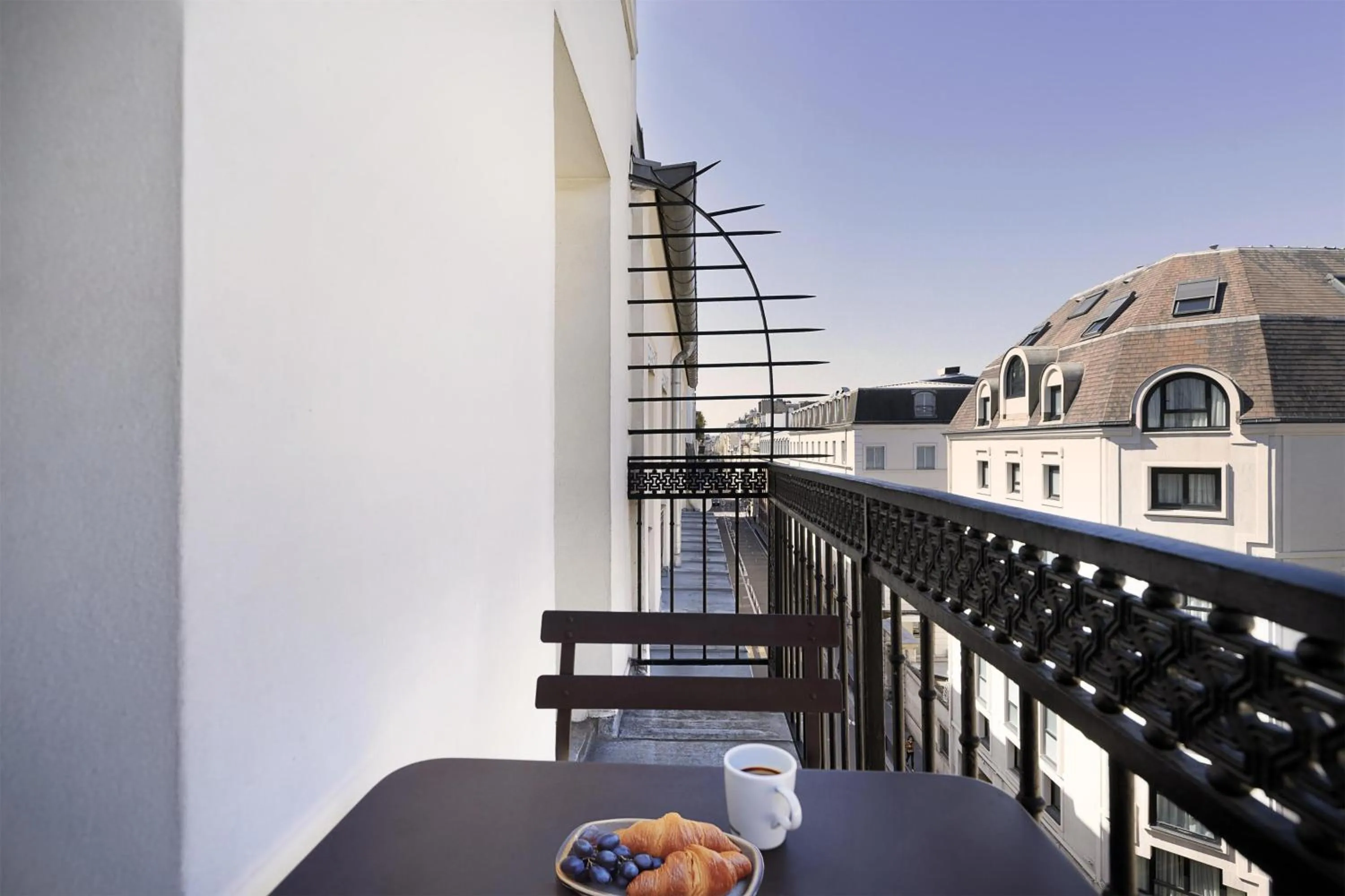 Bedroom in Best Western Aramis Saint Germain