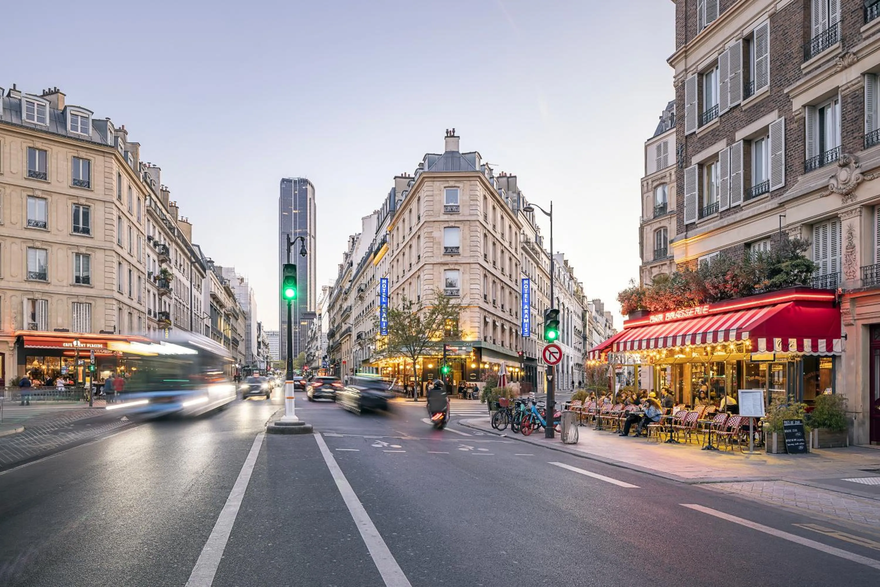 Property building in Best Western Aramis Saint Germain