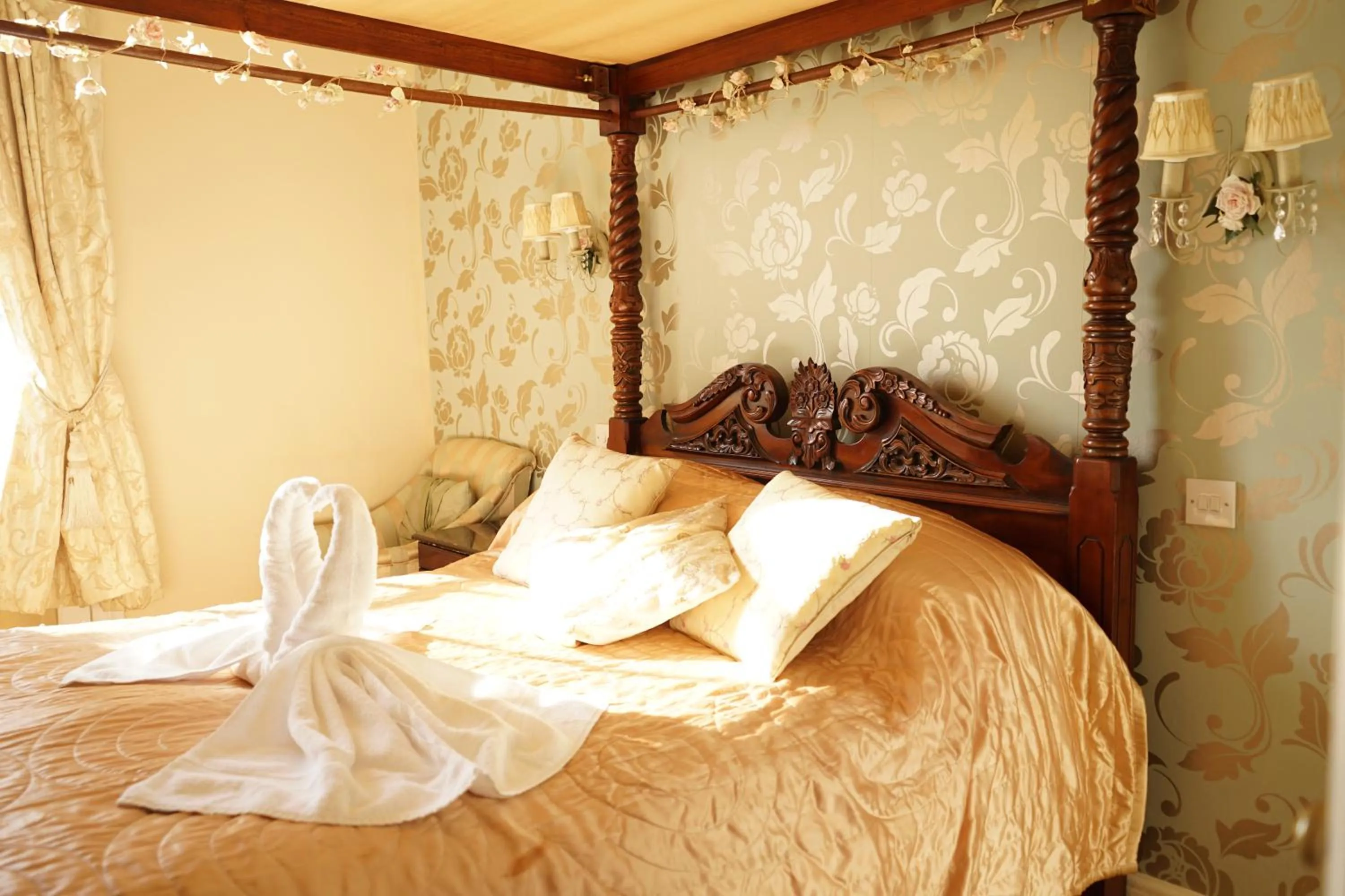 Bed in Regency Hotel