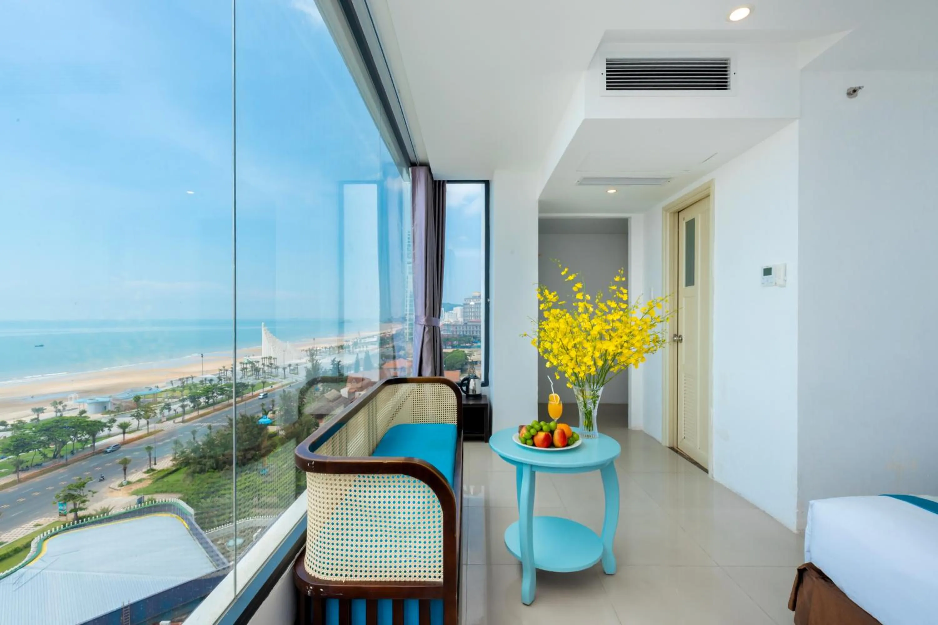 Day in Annata Beach Hotel