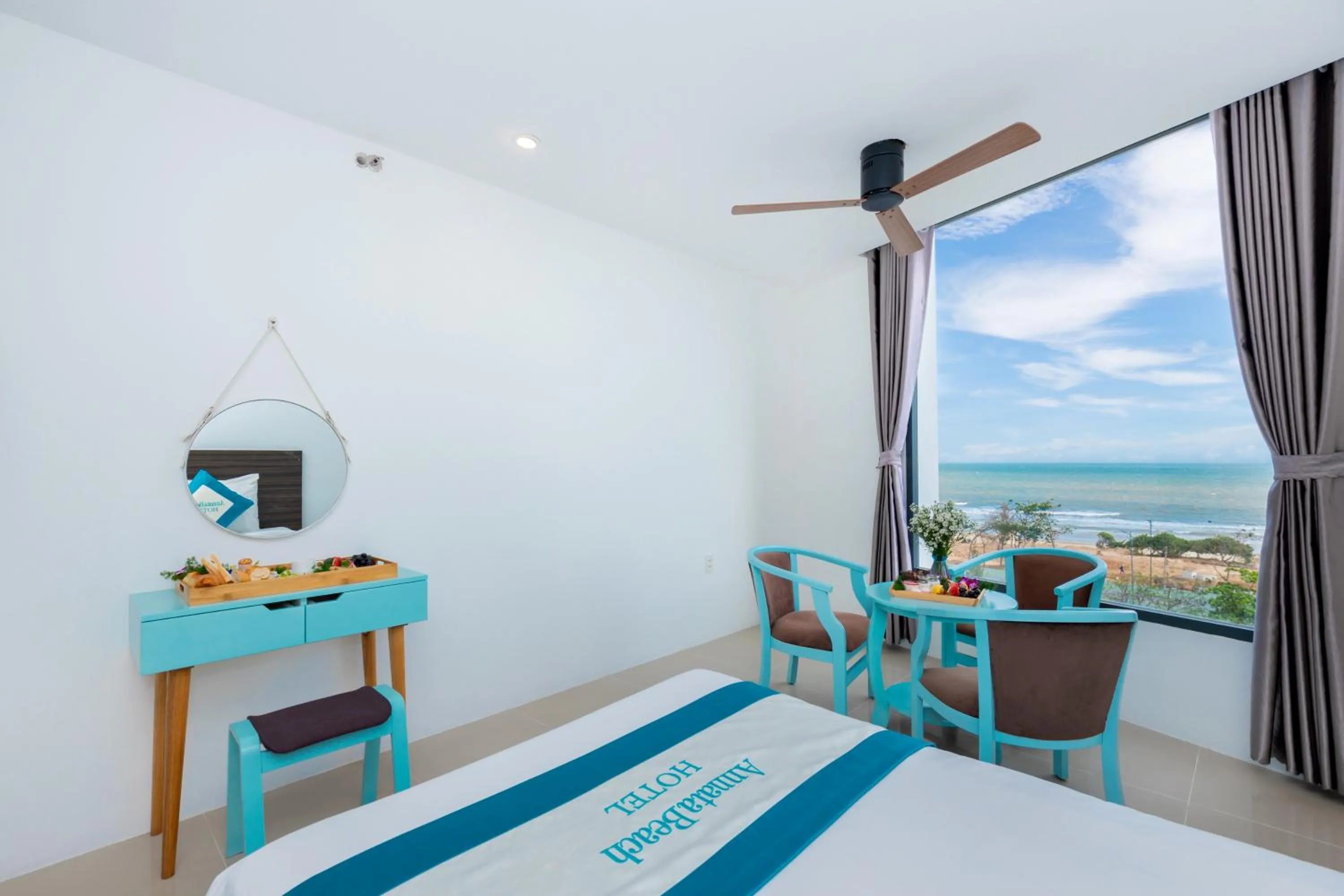 TV and multimedia in Annata Beach Hotel