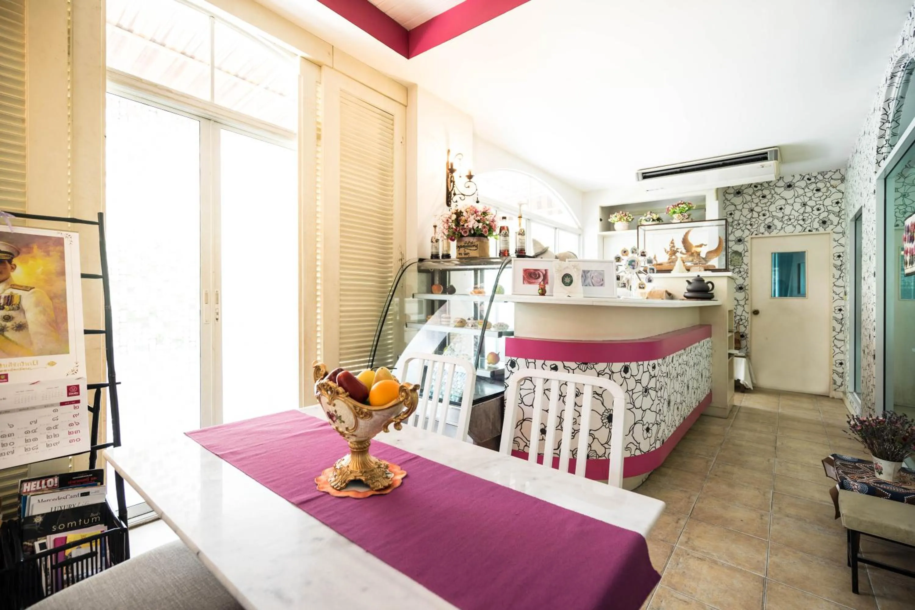 Dining area, Bed in Baan Anodat