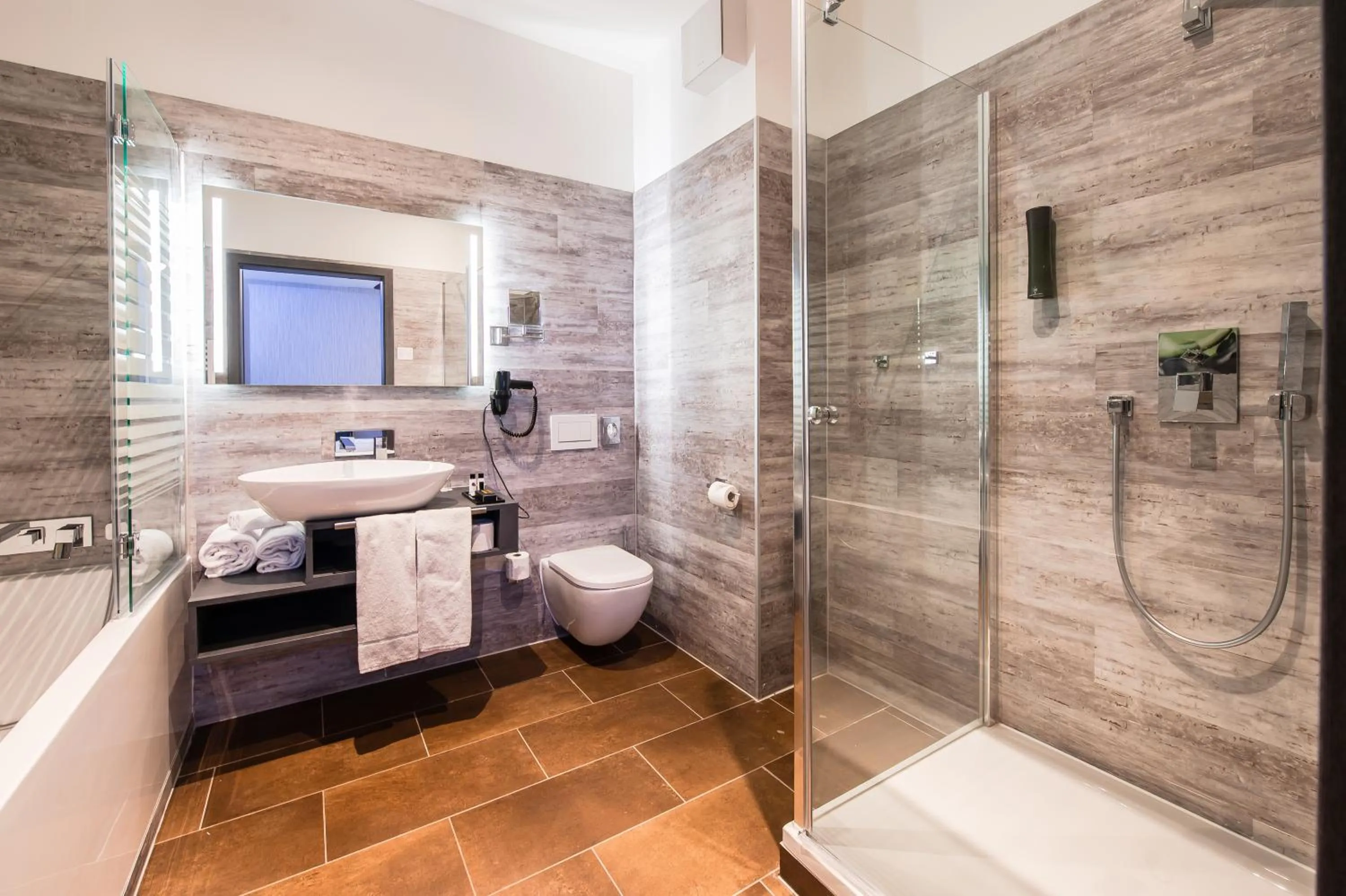 Bathroom in premium by GS Hotel