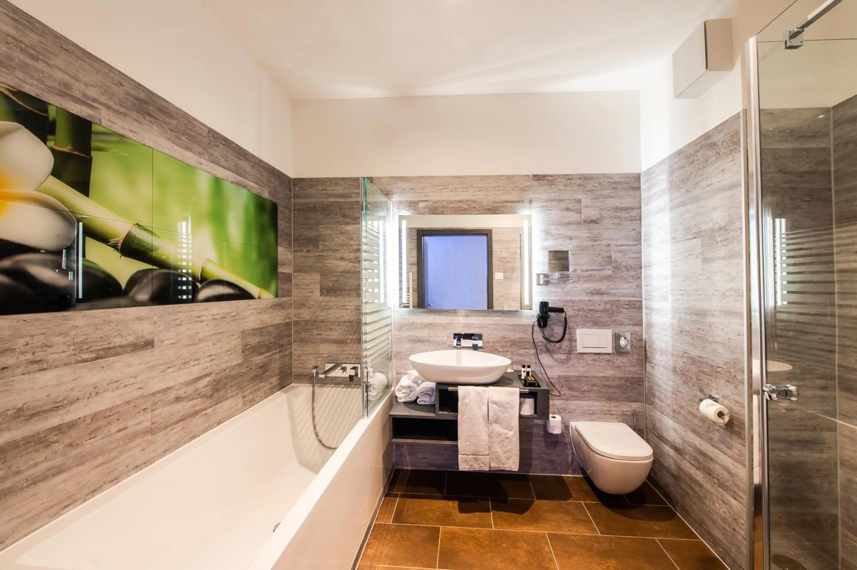 Bath in premium by GS Hotel