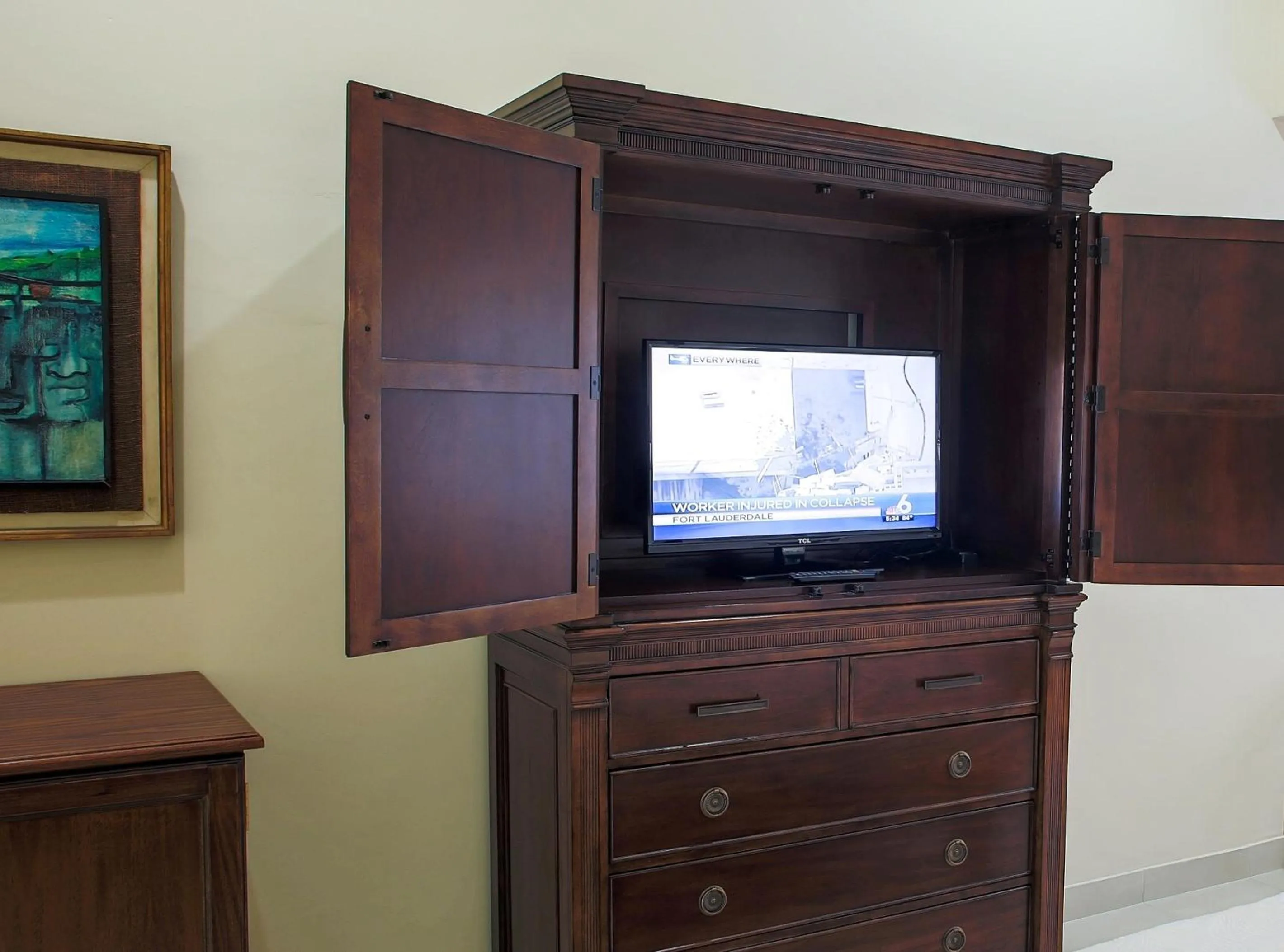 TV and multimedia in The Liguanea Club